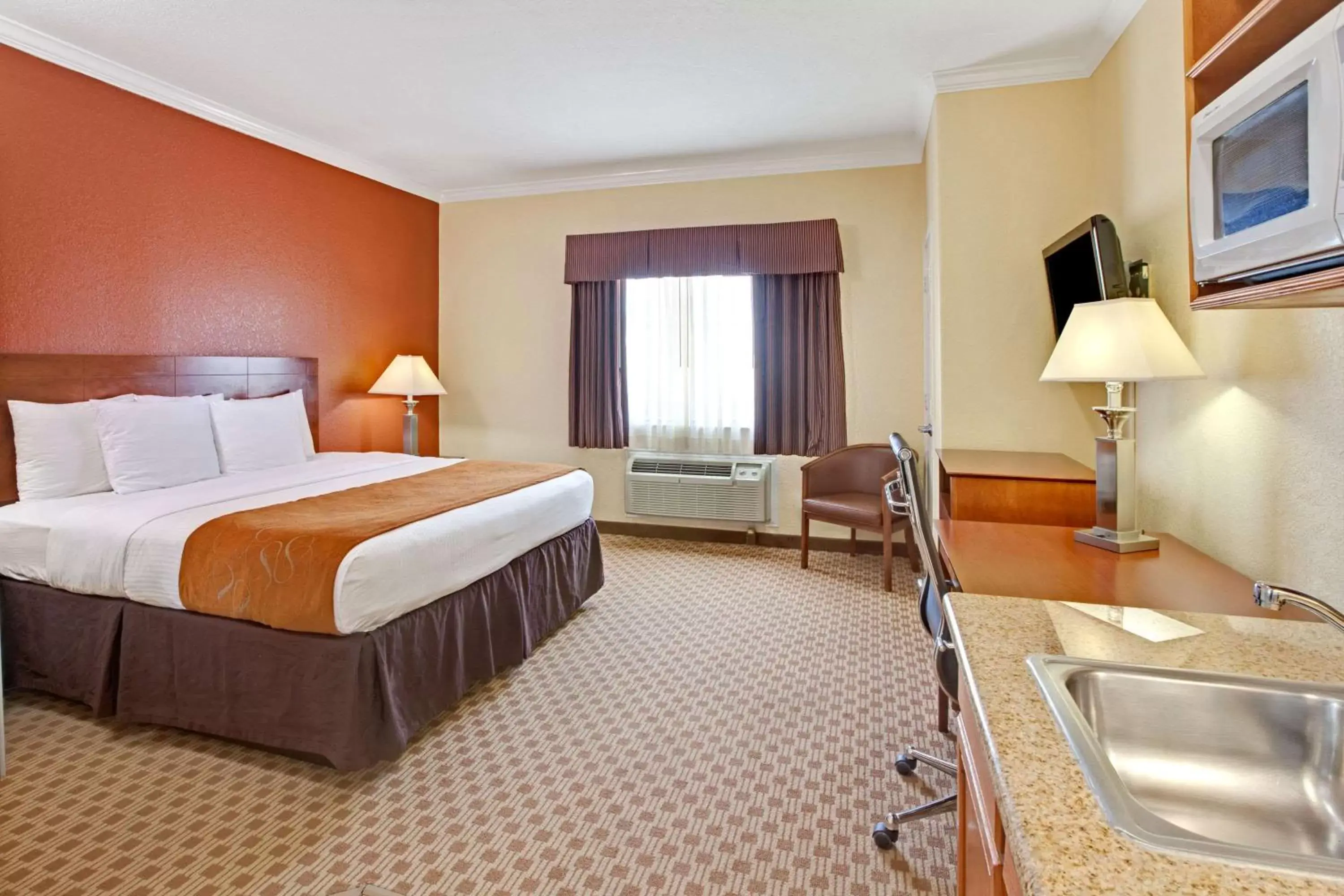 Photo of the whole room in Extended Stay America Suites - Baytown