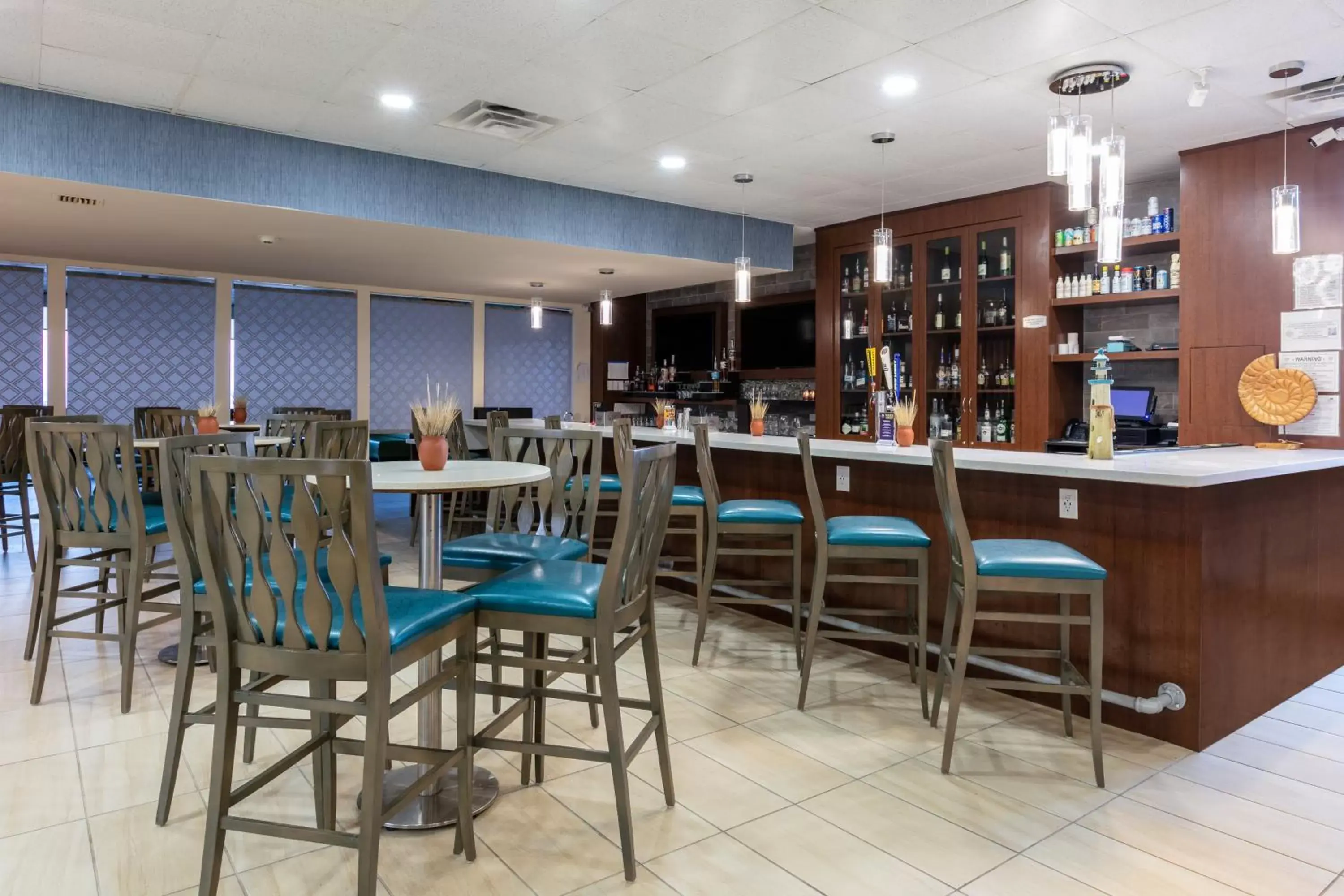Lounge or bar, Restaurant/Places to Eat in Wyndham Corpus Christi Resort North Padre Island