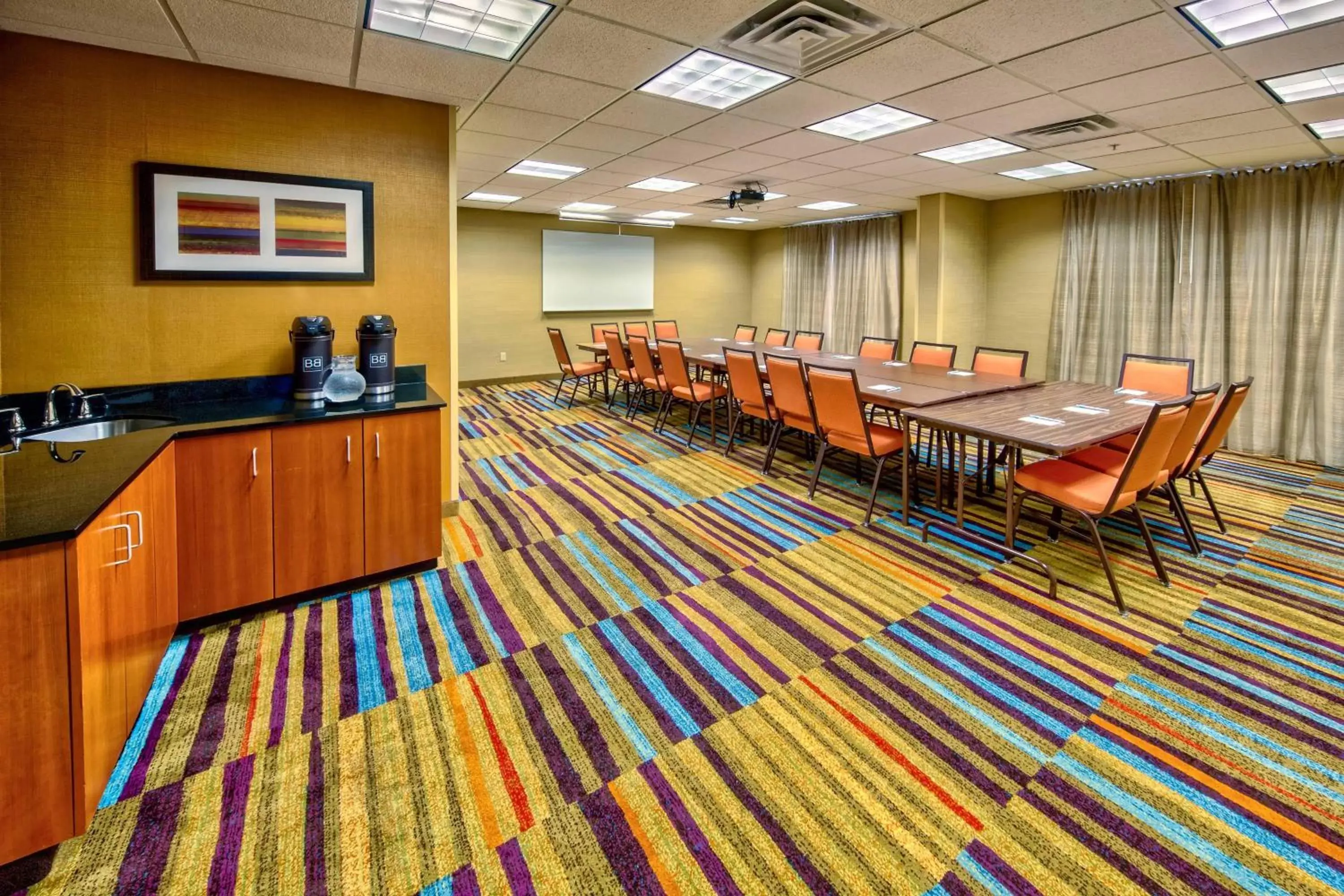 Meeting/conference room in Fairfield by Marriott Russellville