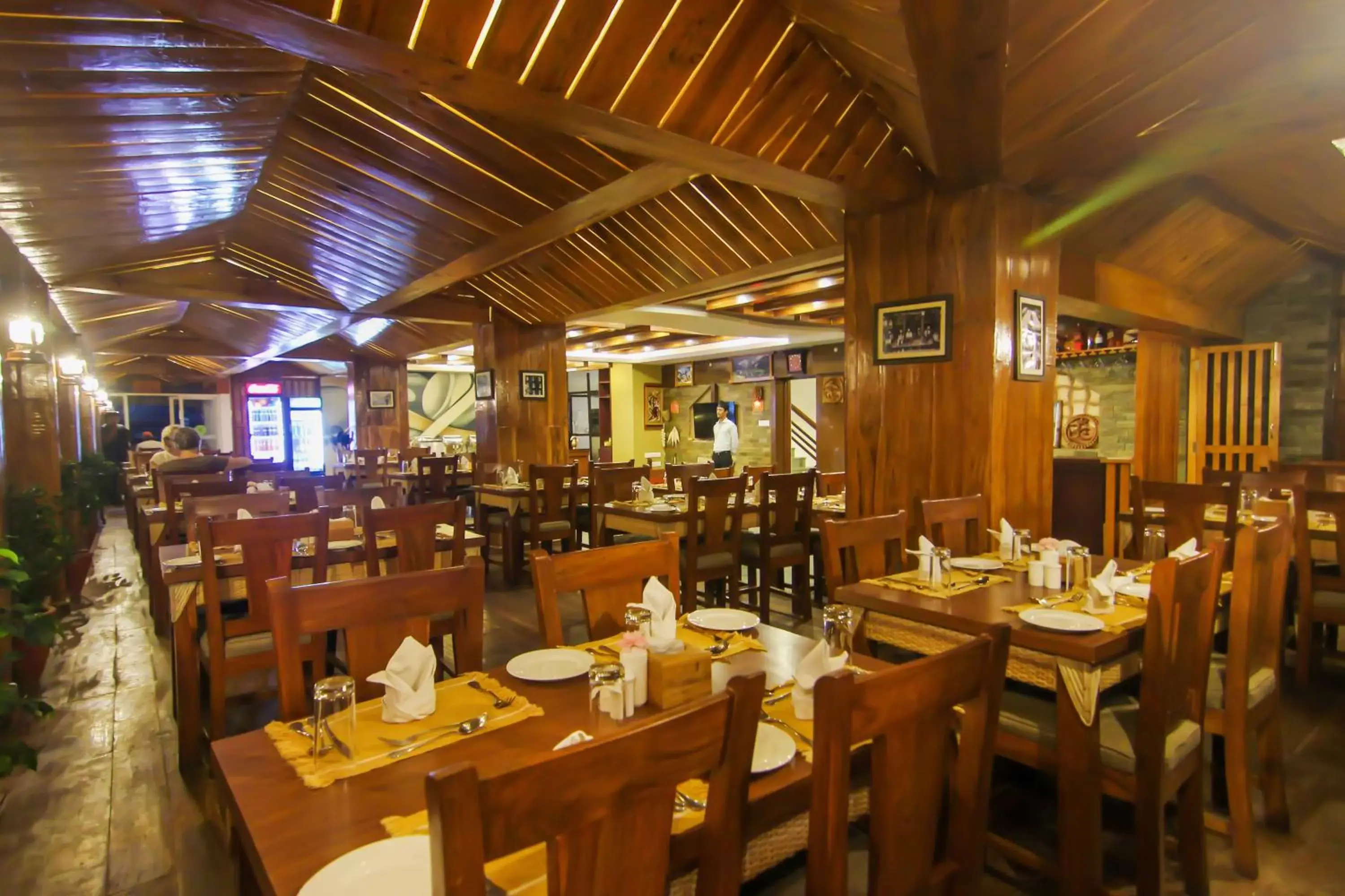 Restaurant/Places to Eat in Kuti Resort & Spa