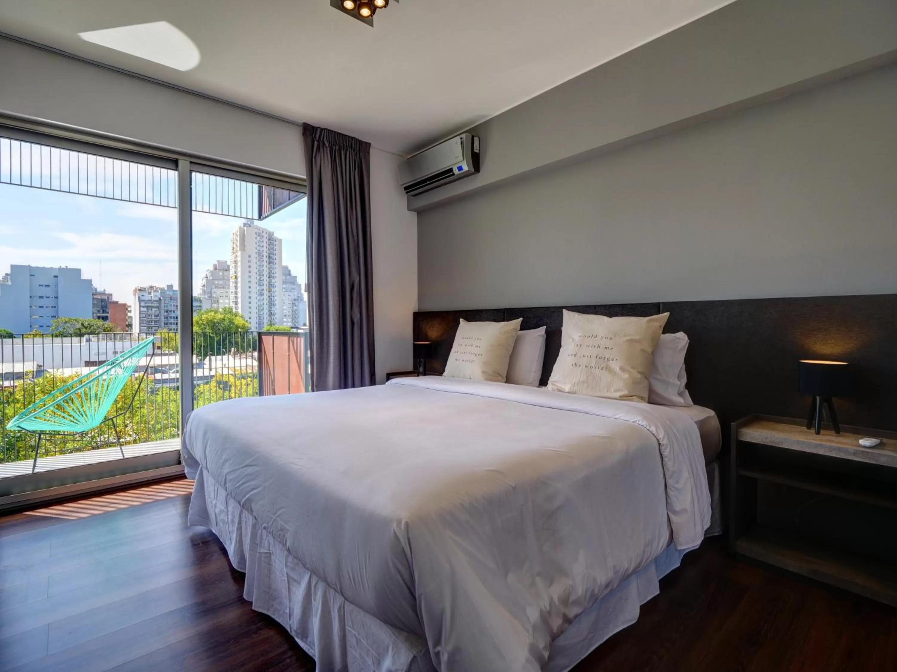 One-Bedroom Apartment in Quartier Hollywood by RentinBA