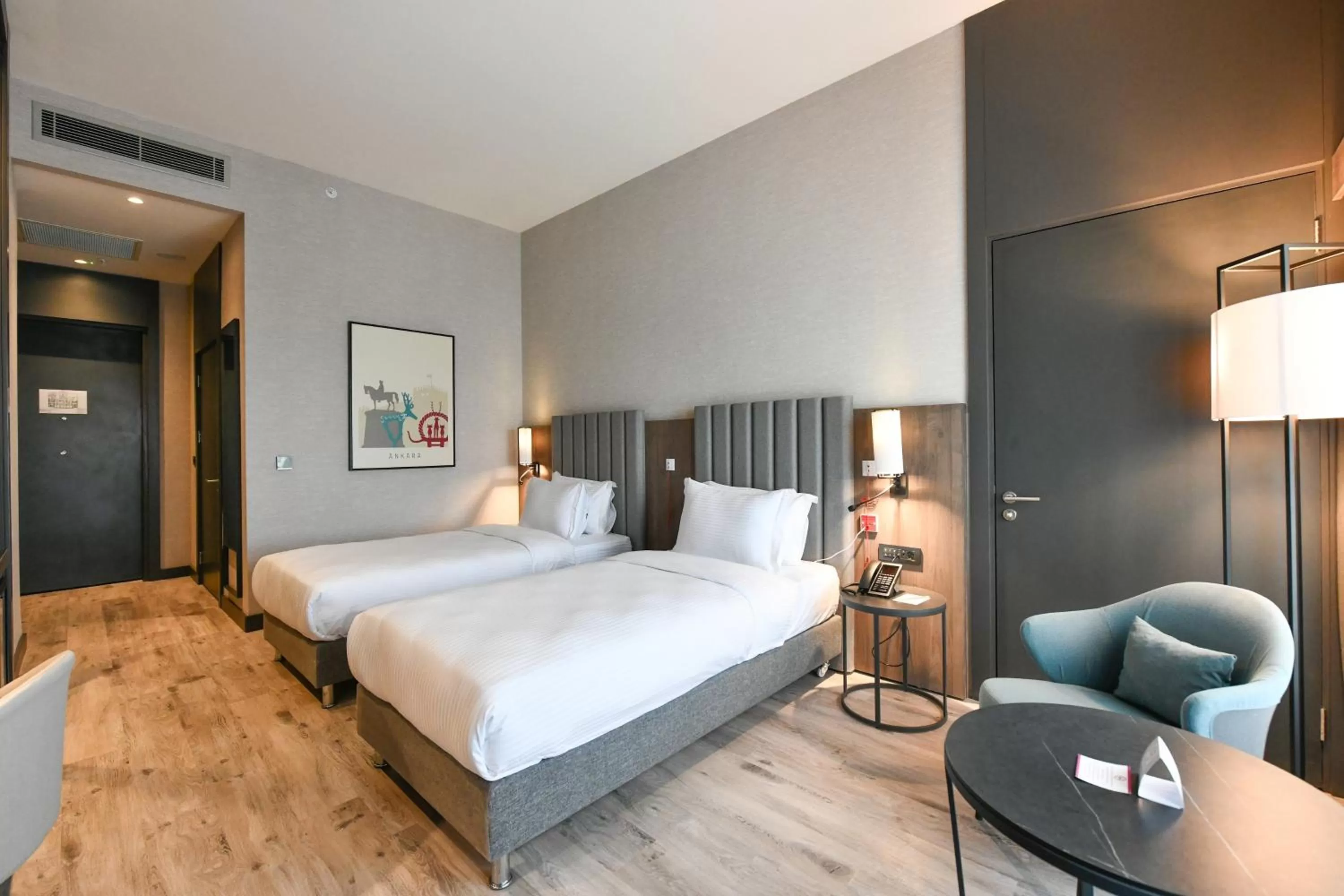 Photo of the whole room, Bed in Crowne Plaza Ankara by IHG