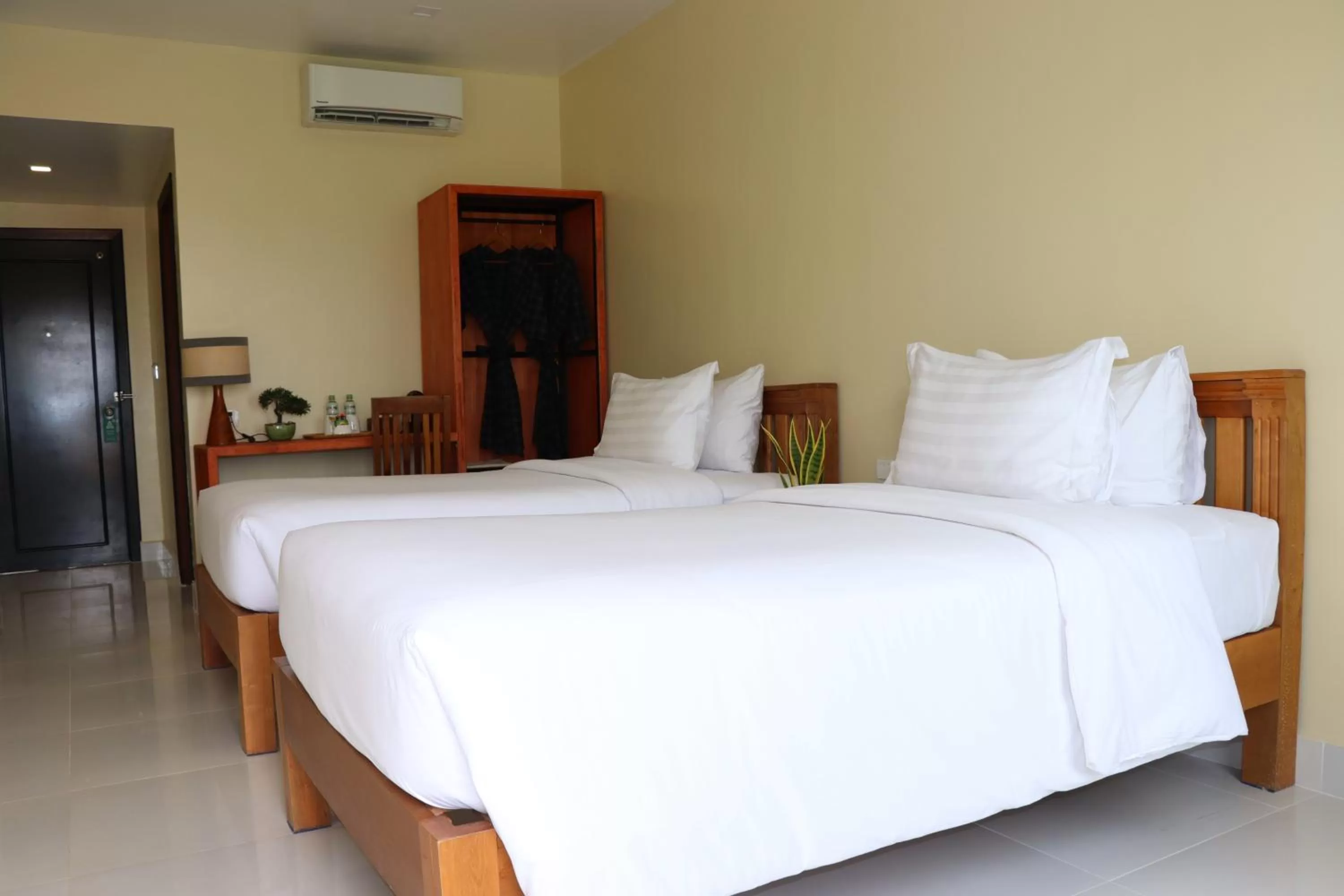 Property building, Bed in Landing Gold by Amatak