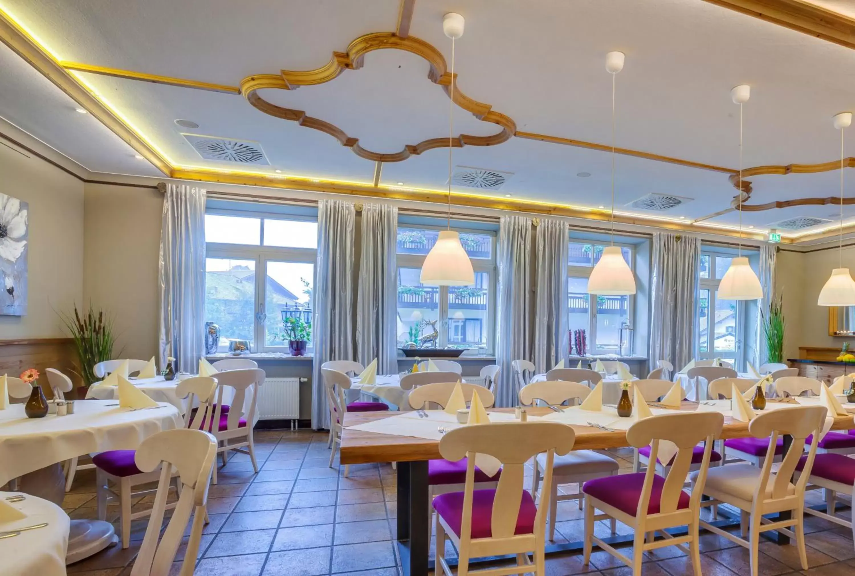 Restaurant/Places to Eat in Berghotel Hammersbach