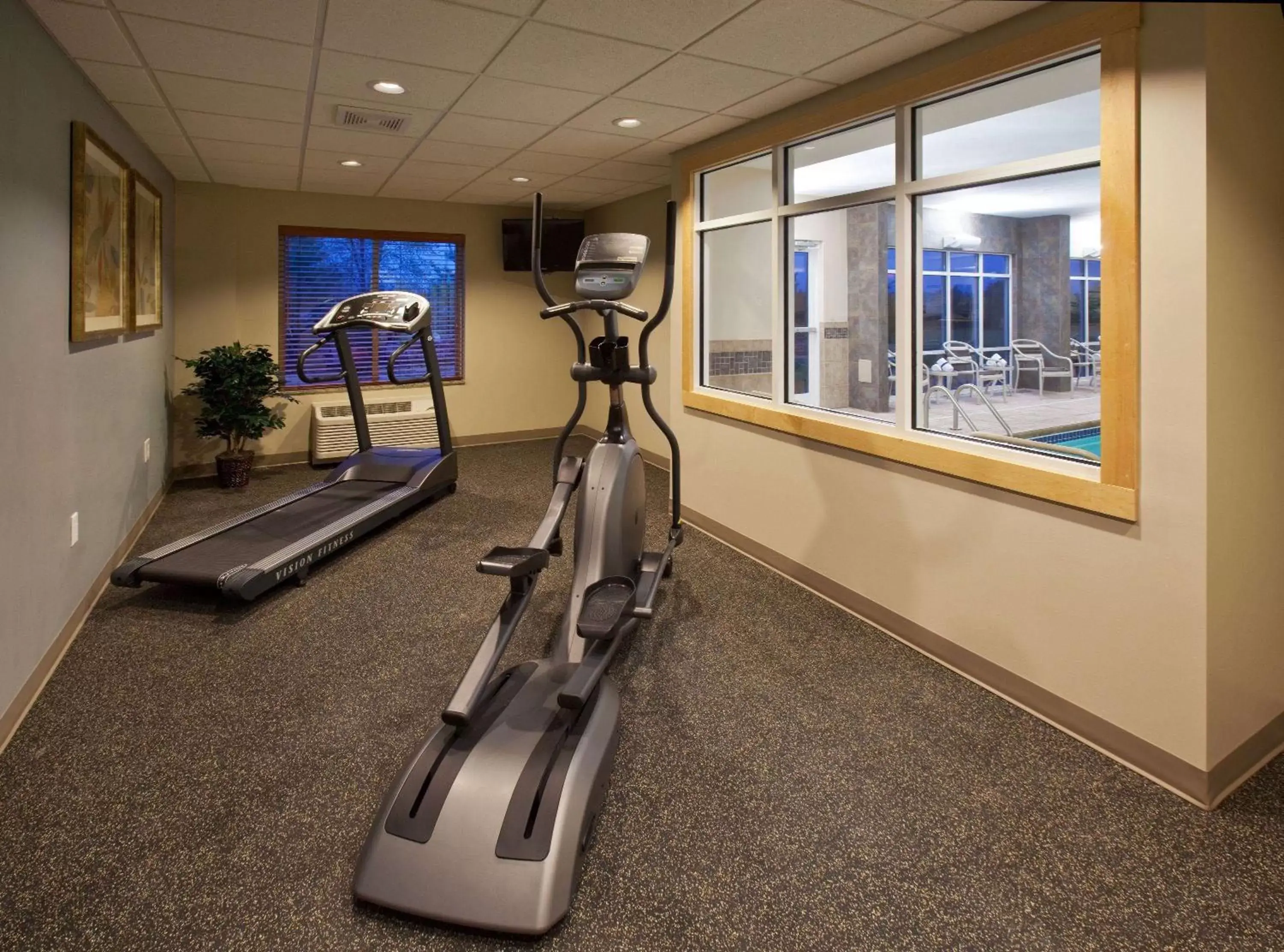 Fitness centre/facilities in AmericInn by Wyndham Fairfield Fitness centre/facilities in AmericInn by Wyndham Fairfield