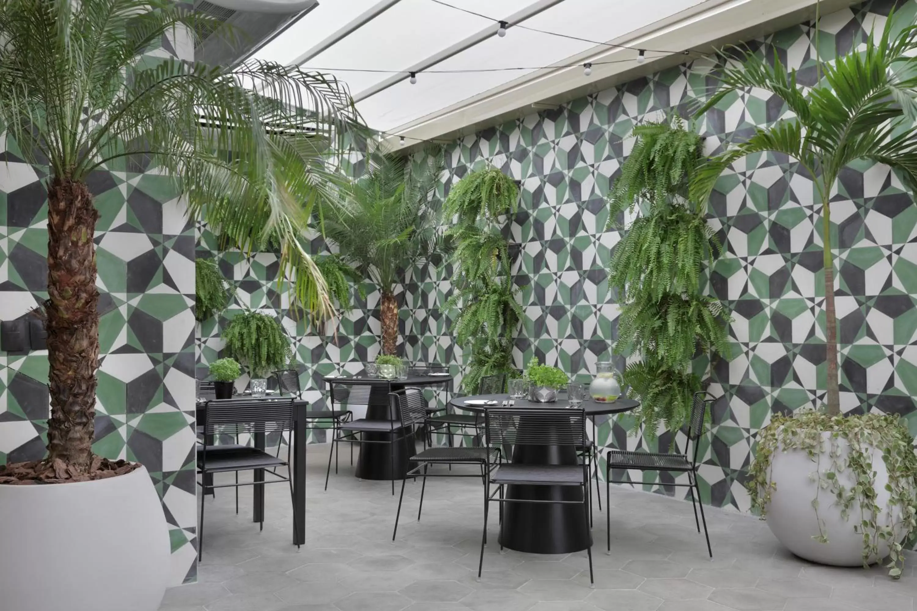 Restaurant/places to eat in Yoo2 Rio de Janeiro by Intercity