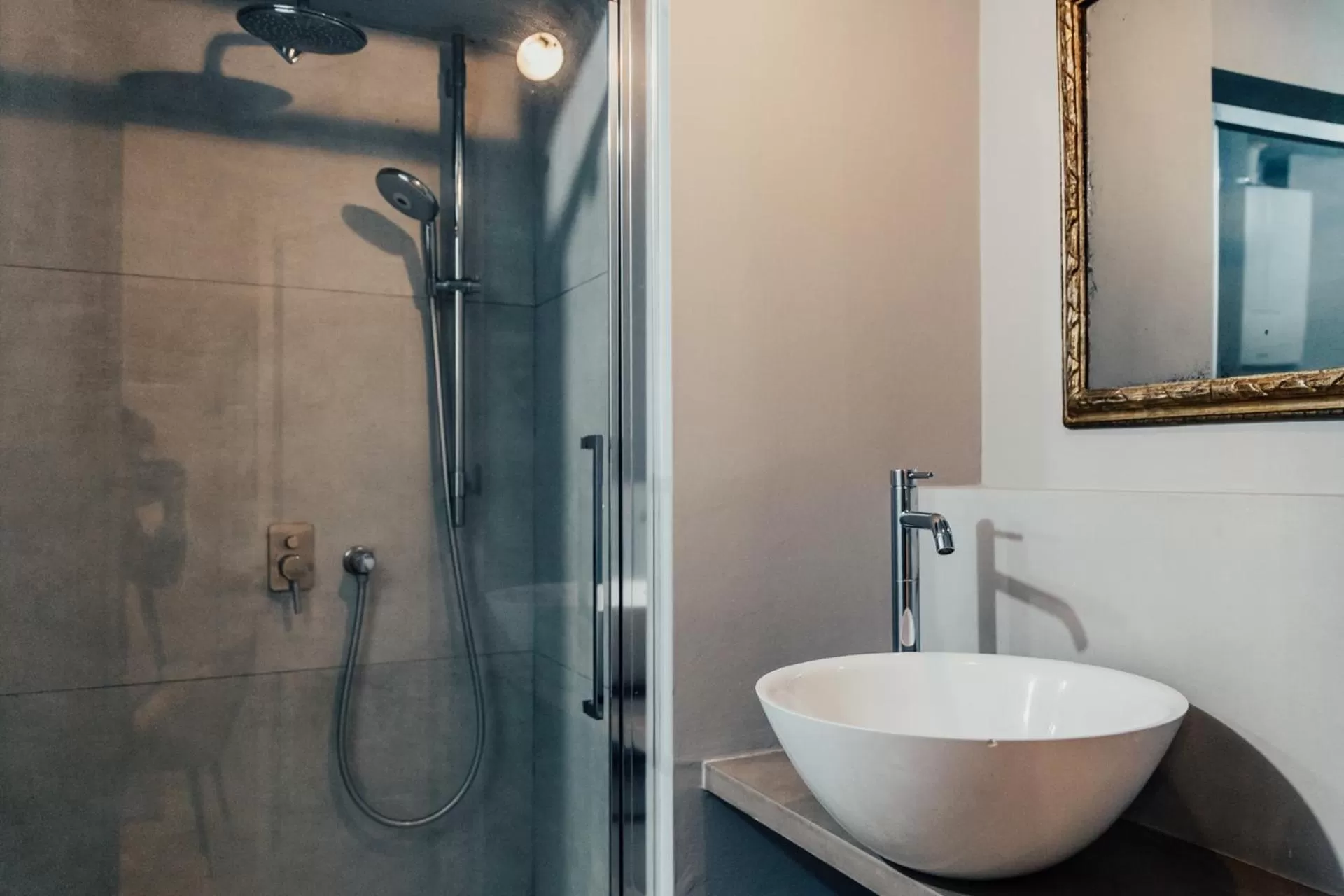 Shower, Bathroom in Le Dimore di Piazza