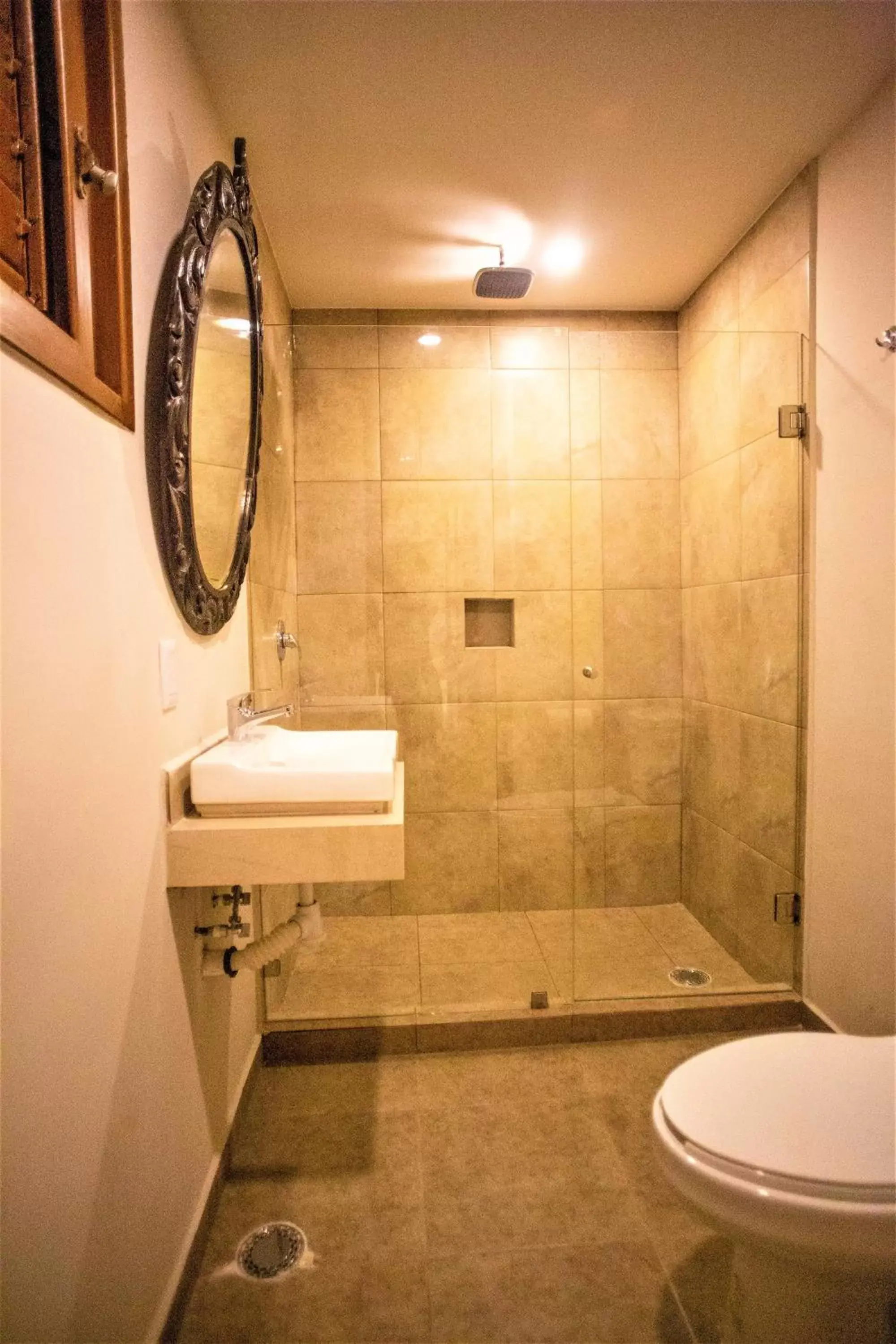 Shower, Bathroom in Hotel Real Toledo by Kavia
