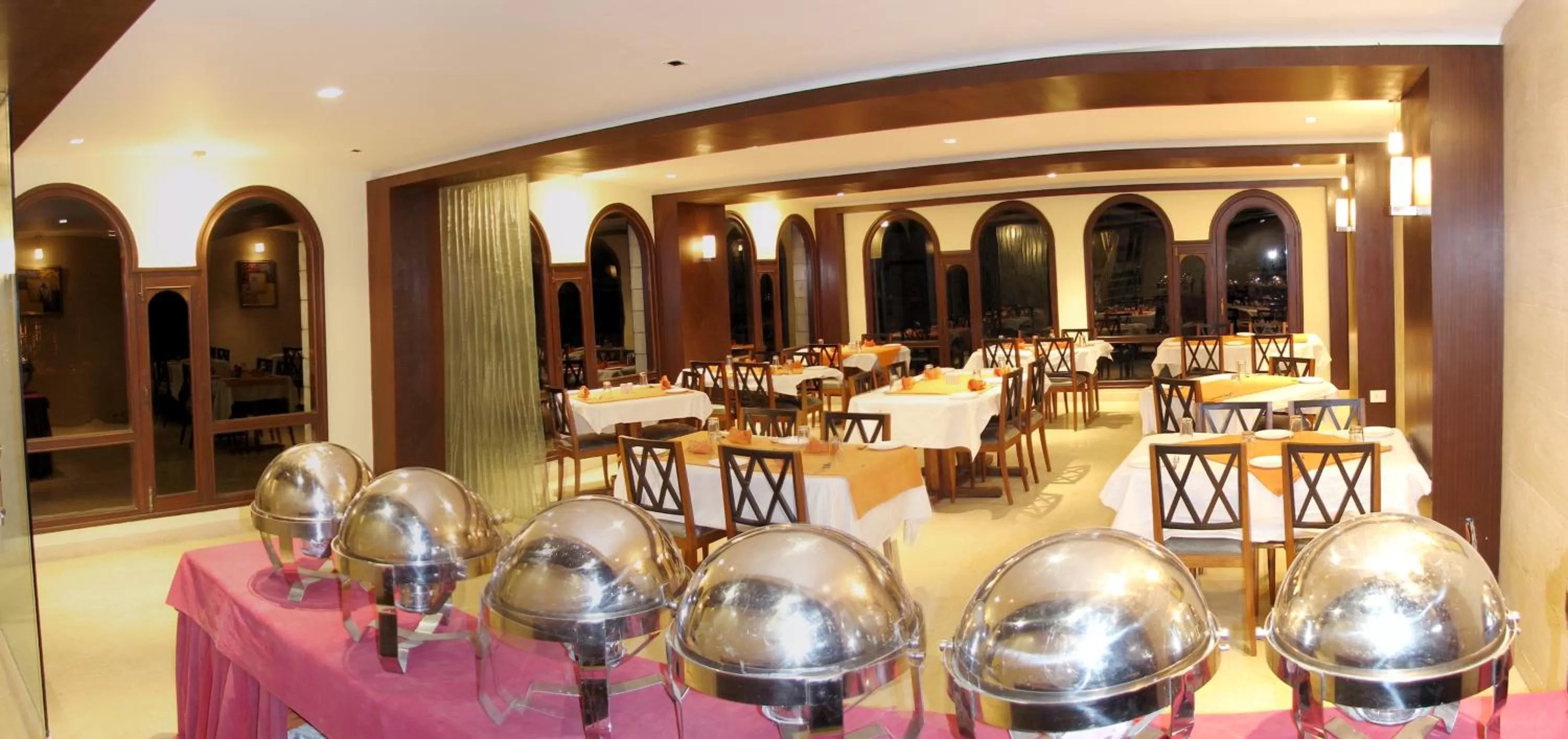 Restaurant/places to eat in The Orchard Greens