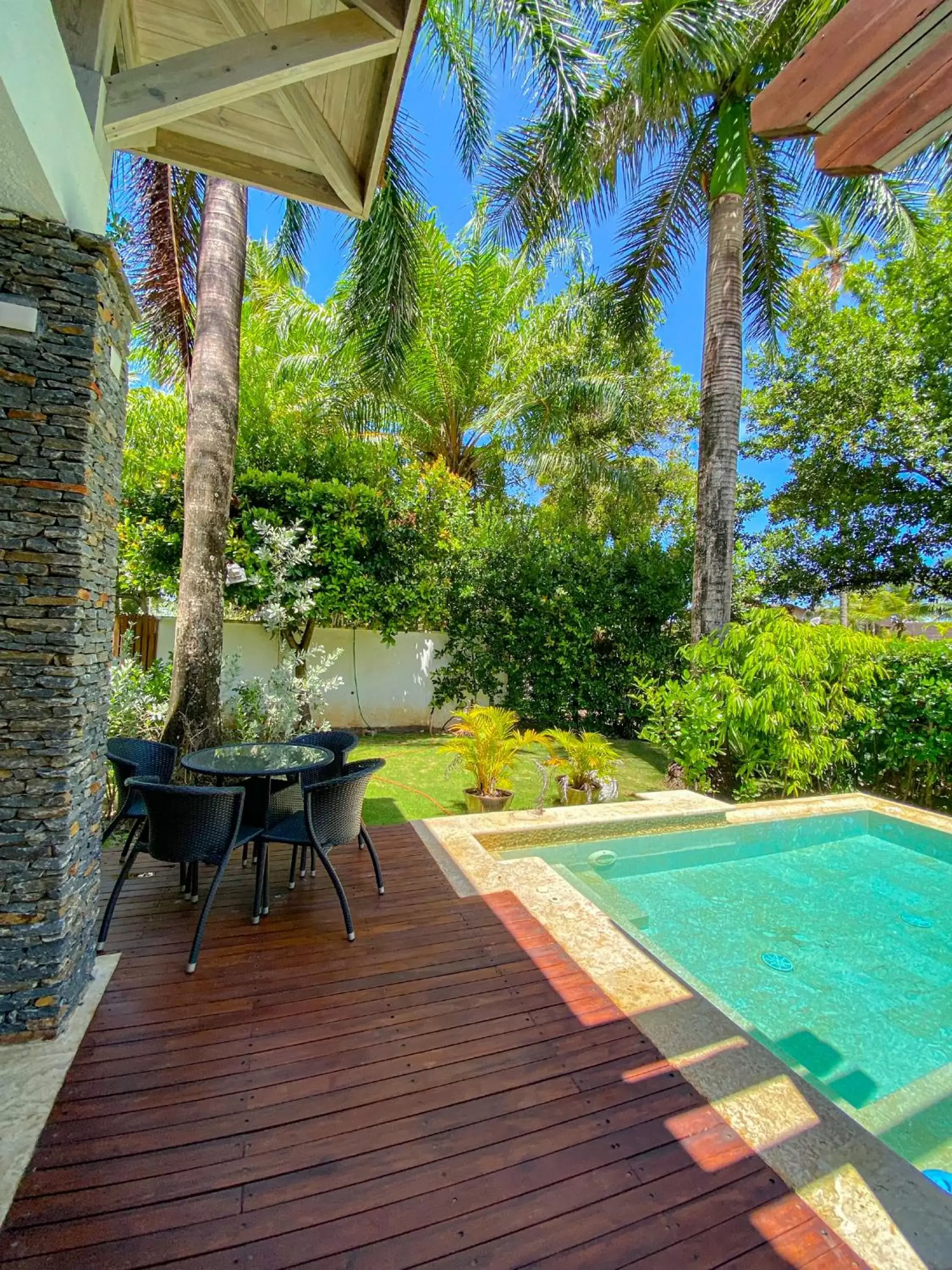 Patio, Swimming Pool in Xeliter Balcones del Atlantico - Las Terrenas