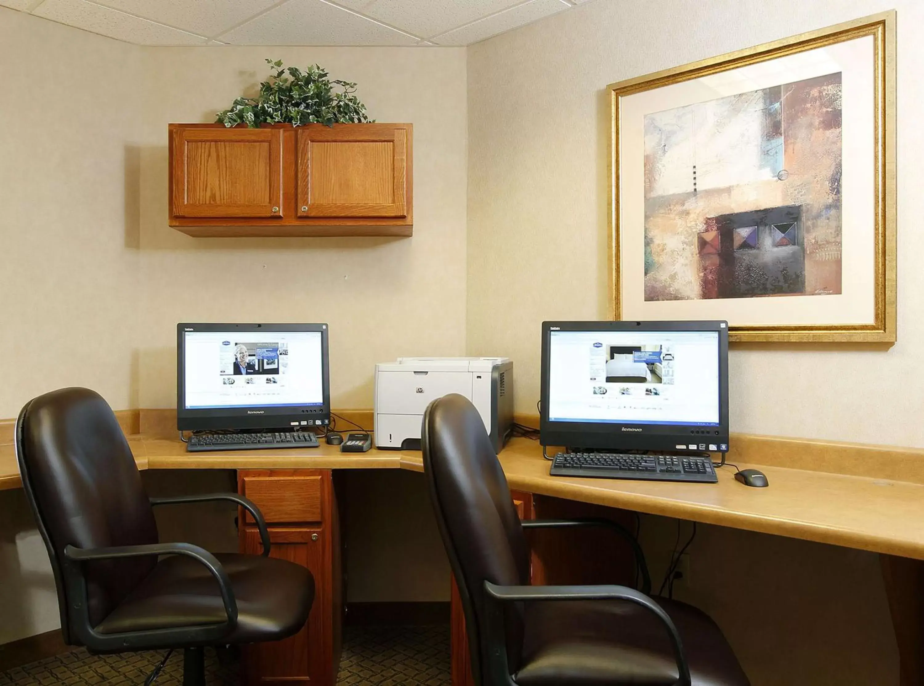 Business facilities, Business Area/Conference Room in Hampton Inn Waterloo