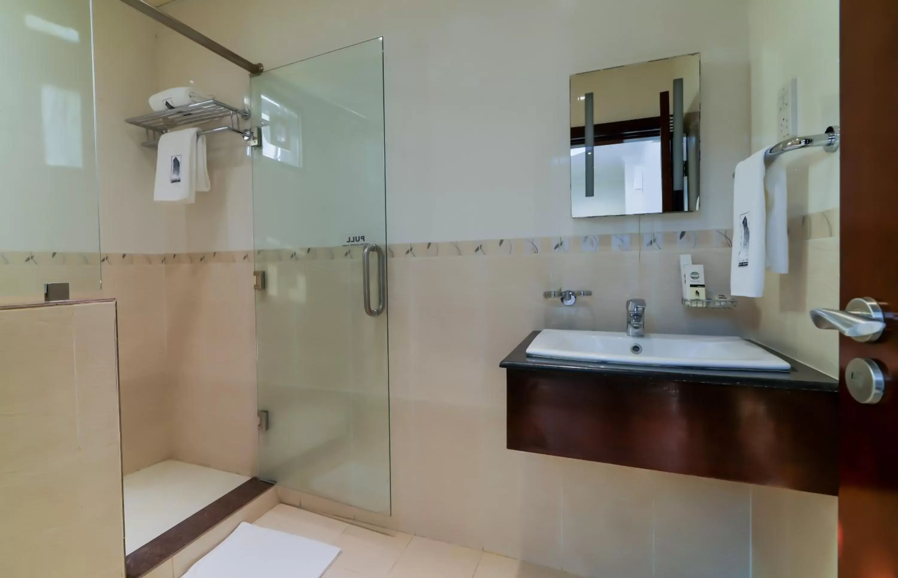 Bathroom in Tanzanite Executive Suites