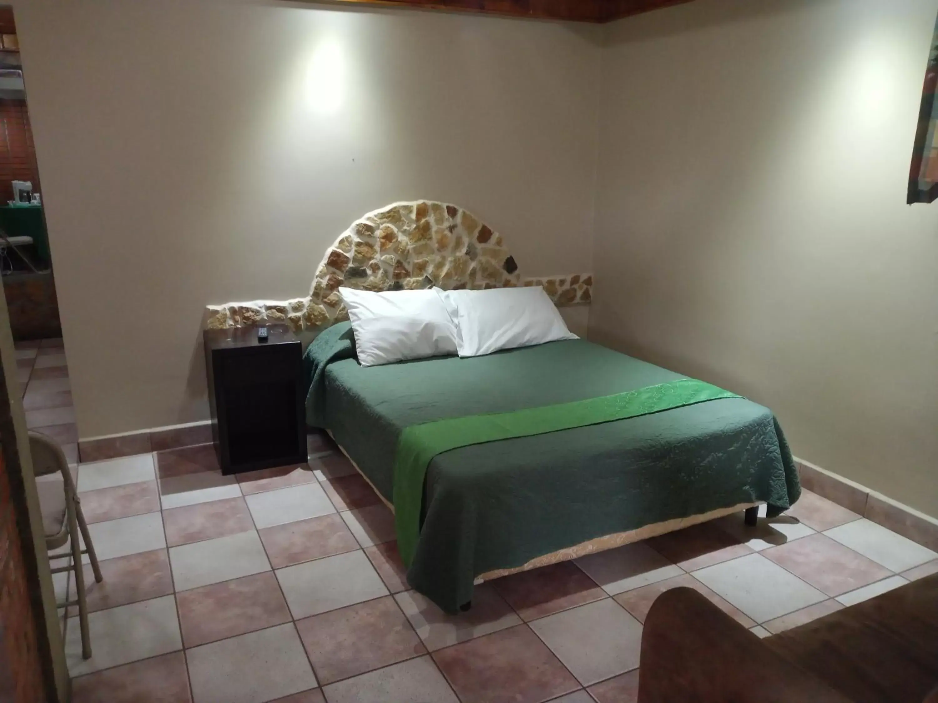 Photo of the whole room, Bed in Hotel Cibeles Resort