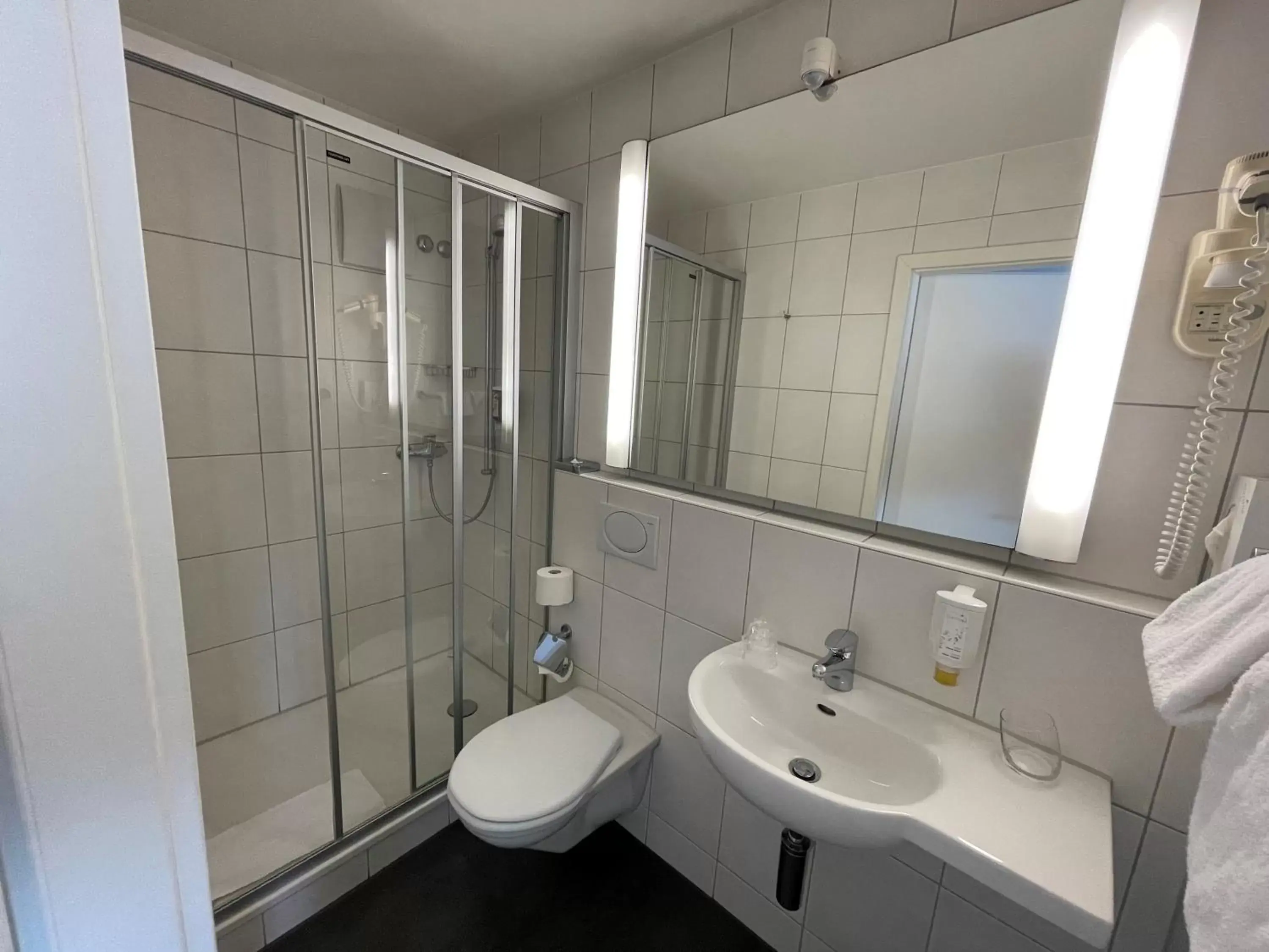 Bathroom in Airporthotel Grenchen