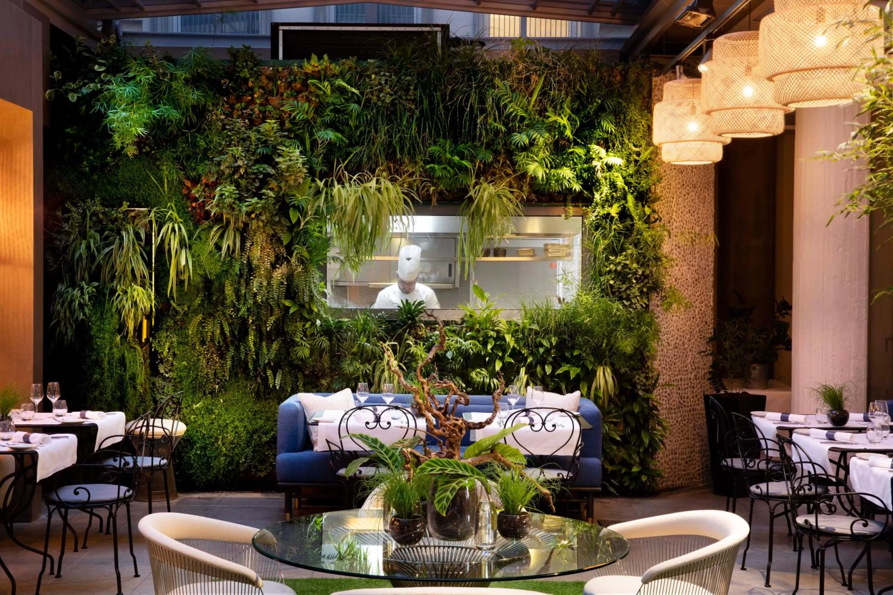 Restaurant/Places to Eat in Hotel De Sers Champs Elysees