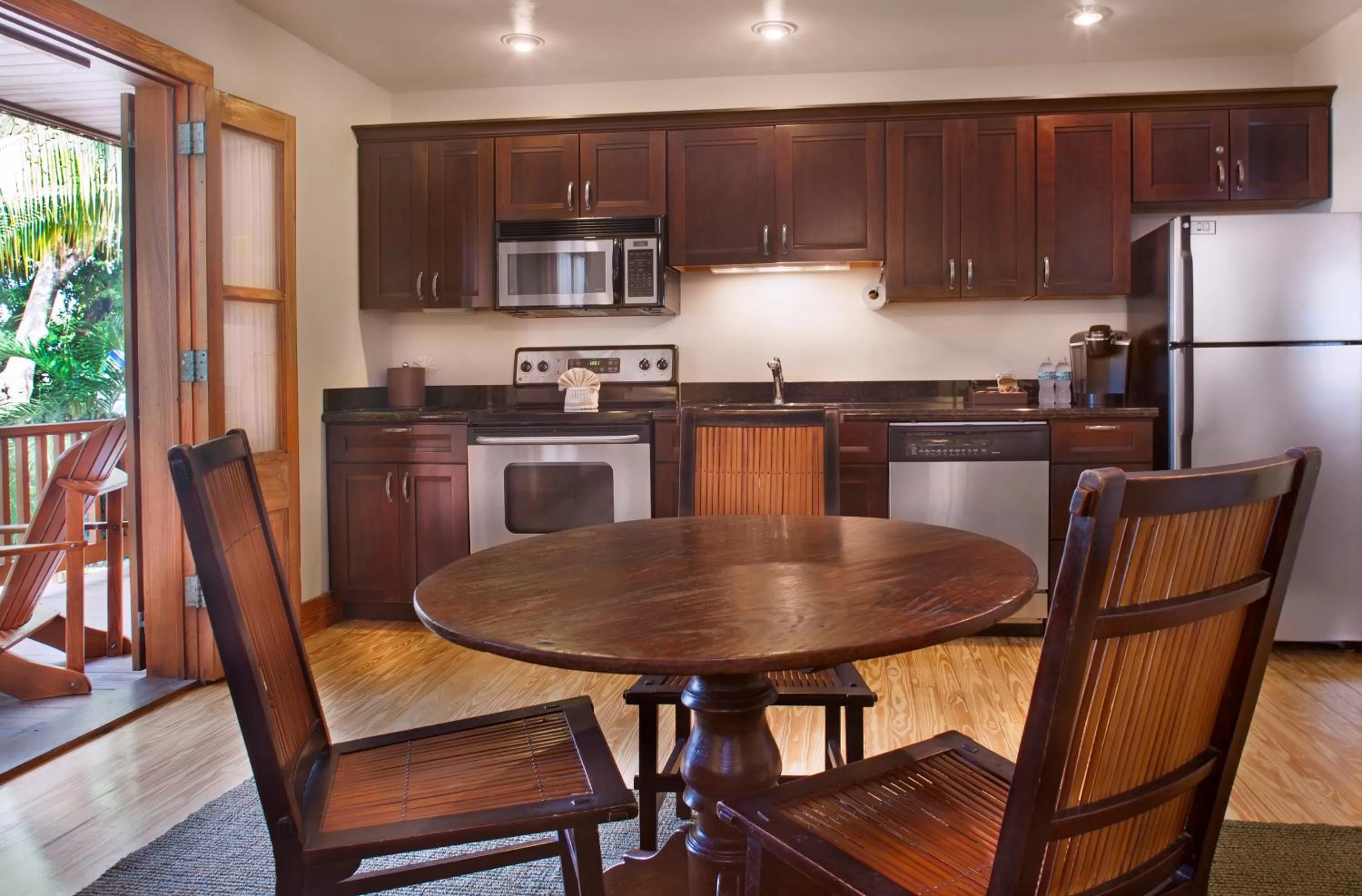 Dining area in Island City House