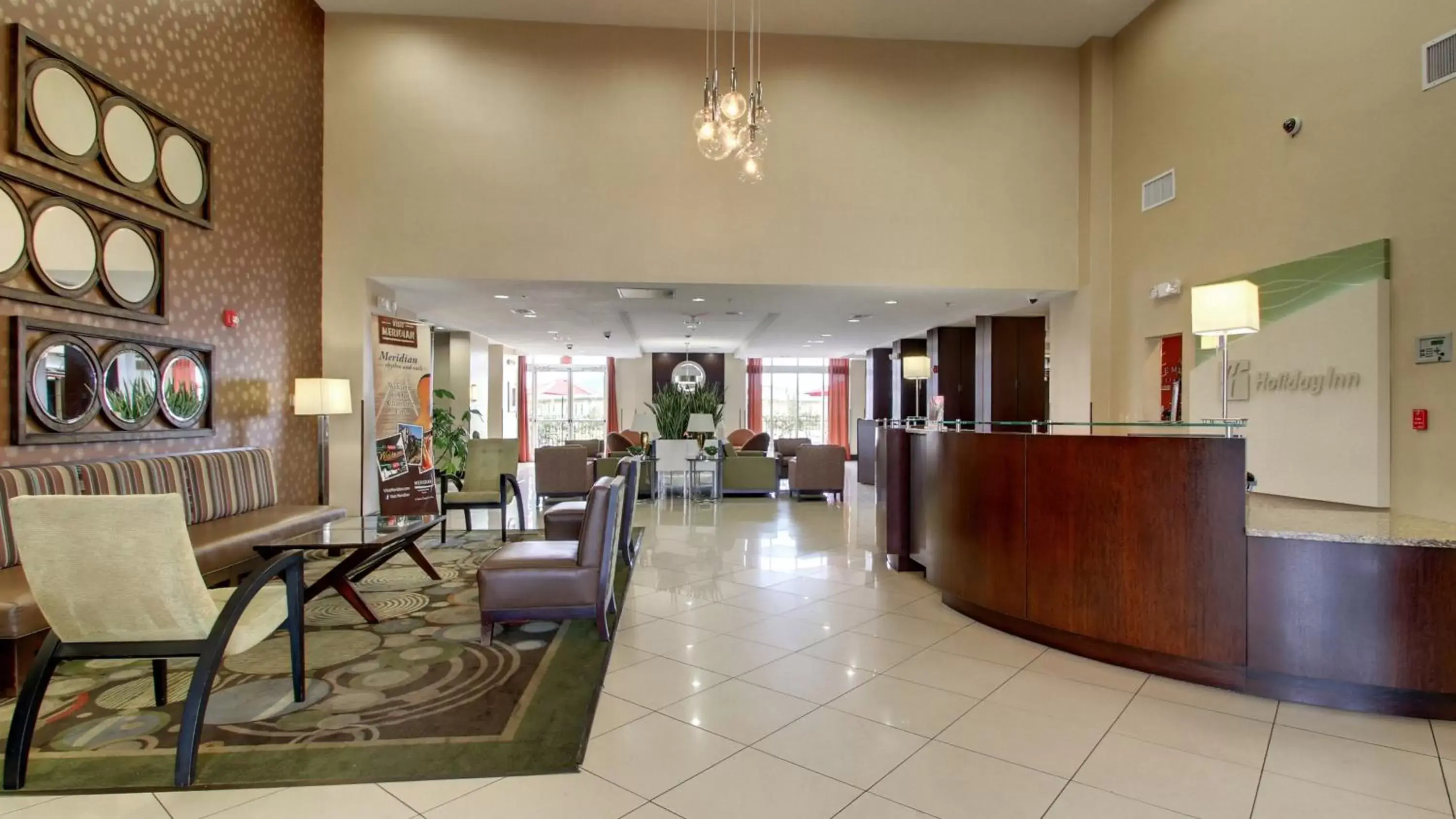 Property building, Lobby/Reception in Holiday Inn Meridian East I 59 / I 20