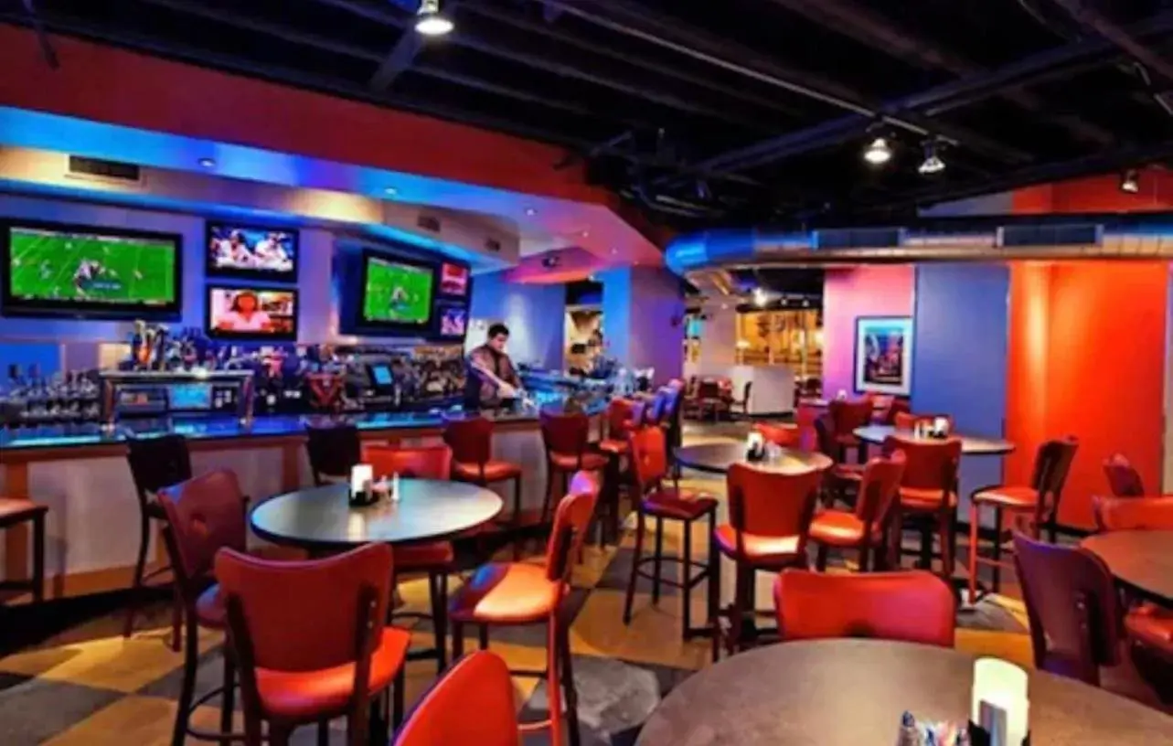 Restaurant/places to eat in Clayton Plaza Hotel & Extended Stay Restaurant/places to eat in Clayton Plaza Hotel & Extended Stay