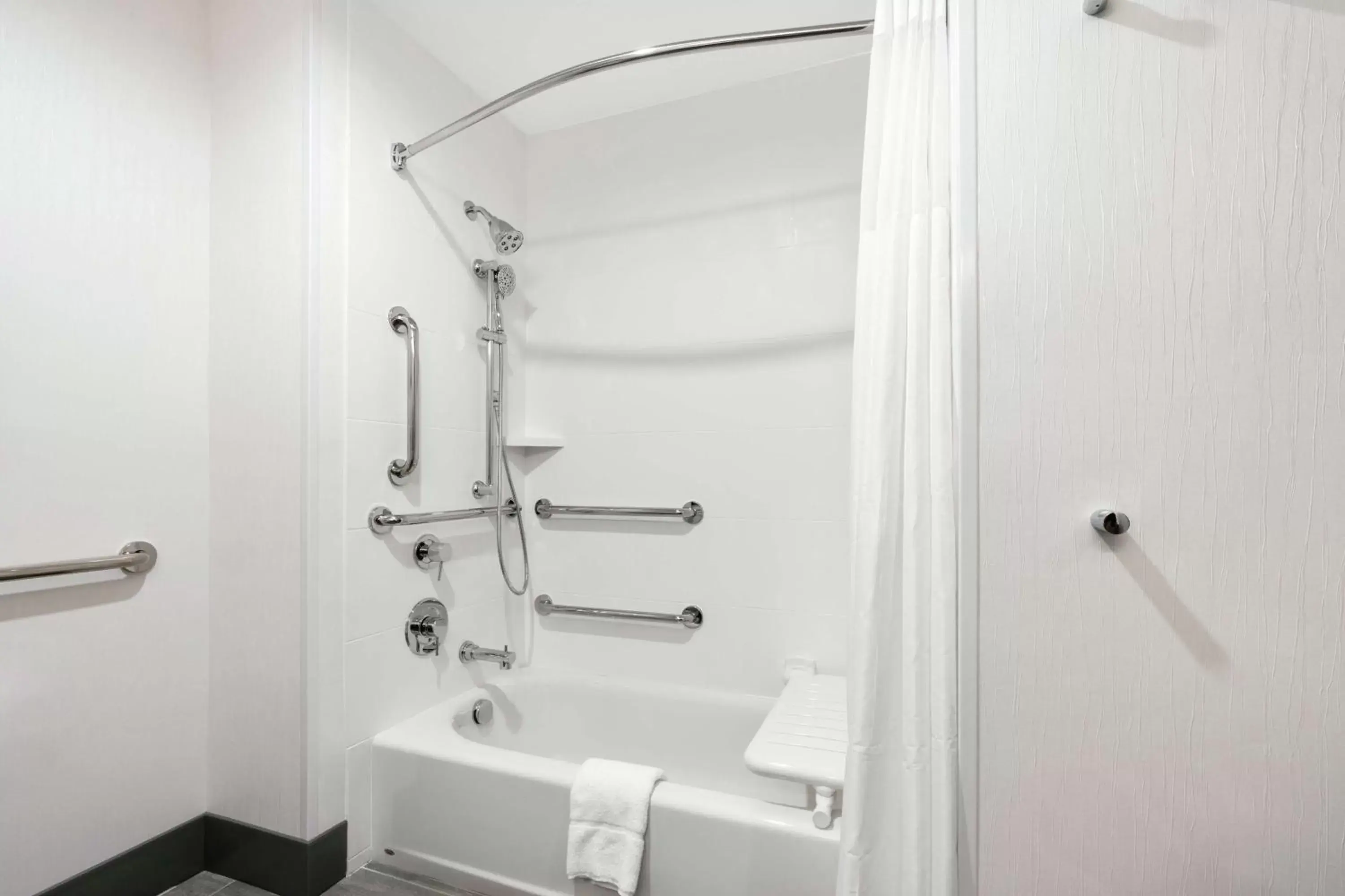 Bathroom in Hampton Inn & Suites Spokane Downtown-South
