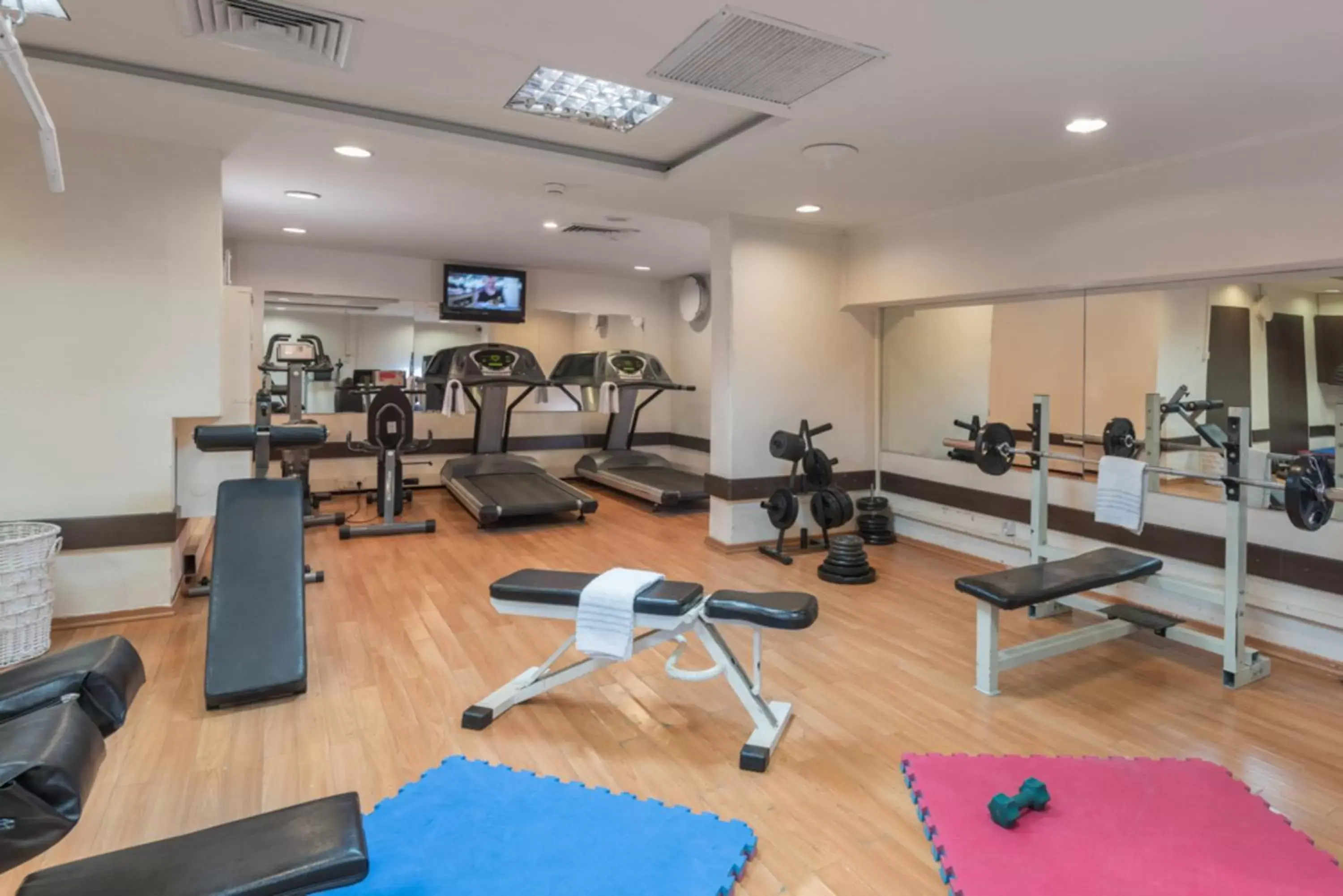 Fitness centre/facilities in Leonardo Hotel Jerusalem