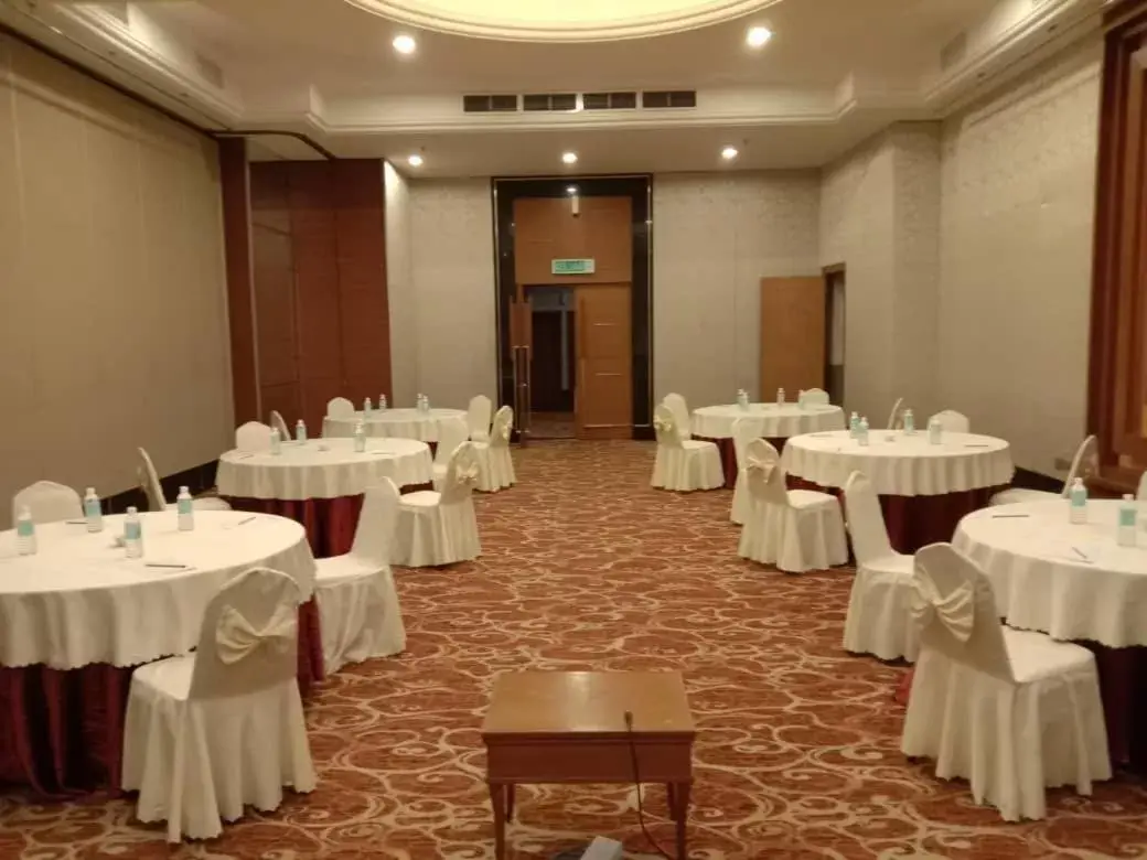 Meeting/conference room, Banquet Facilities in Pearl View Hotel