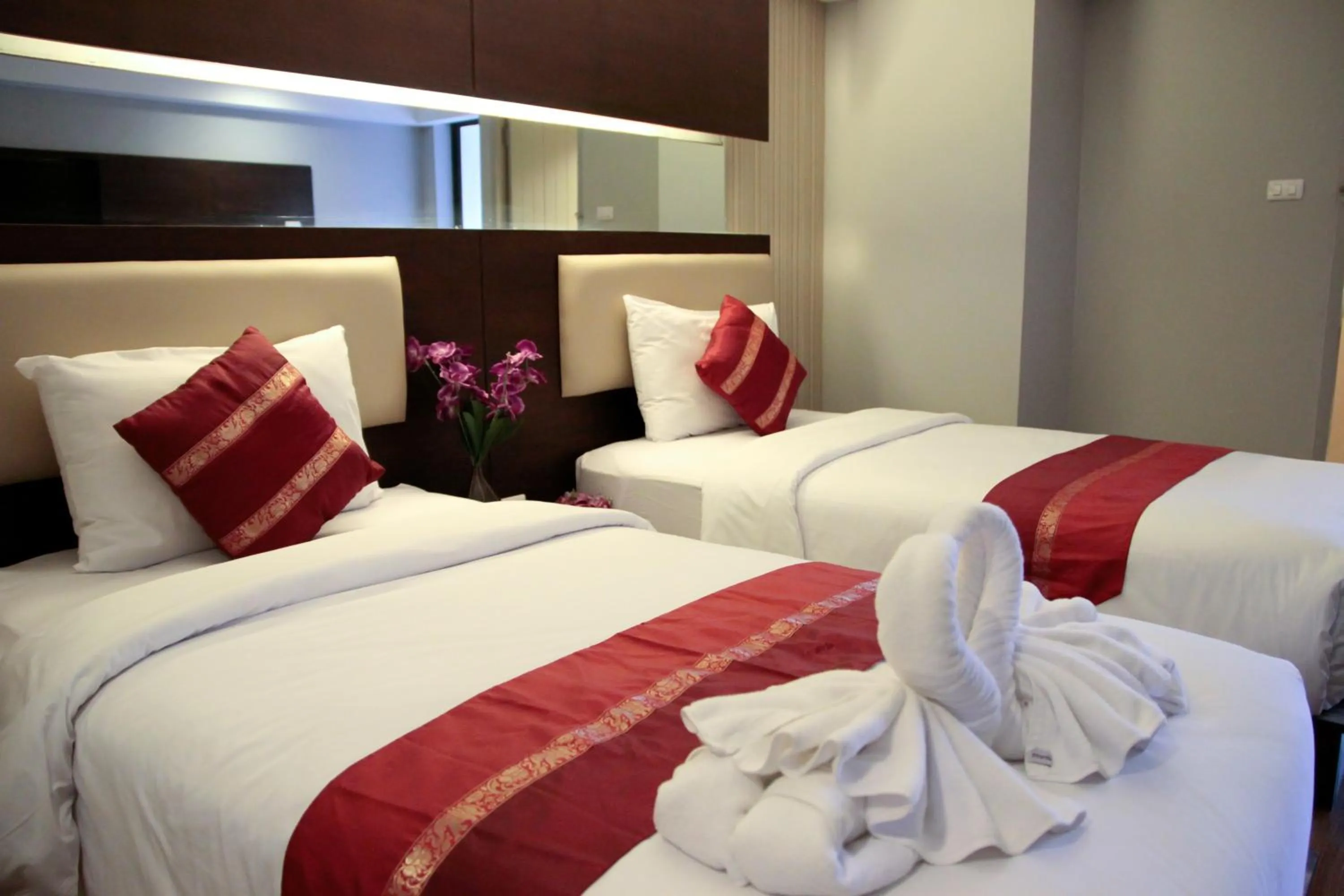 Bedroom, Bed in Grand Tara Garden Thai Hotel