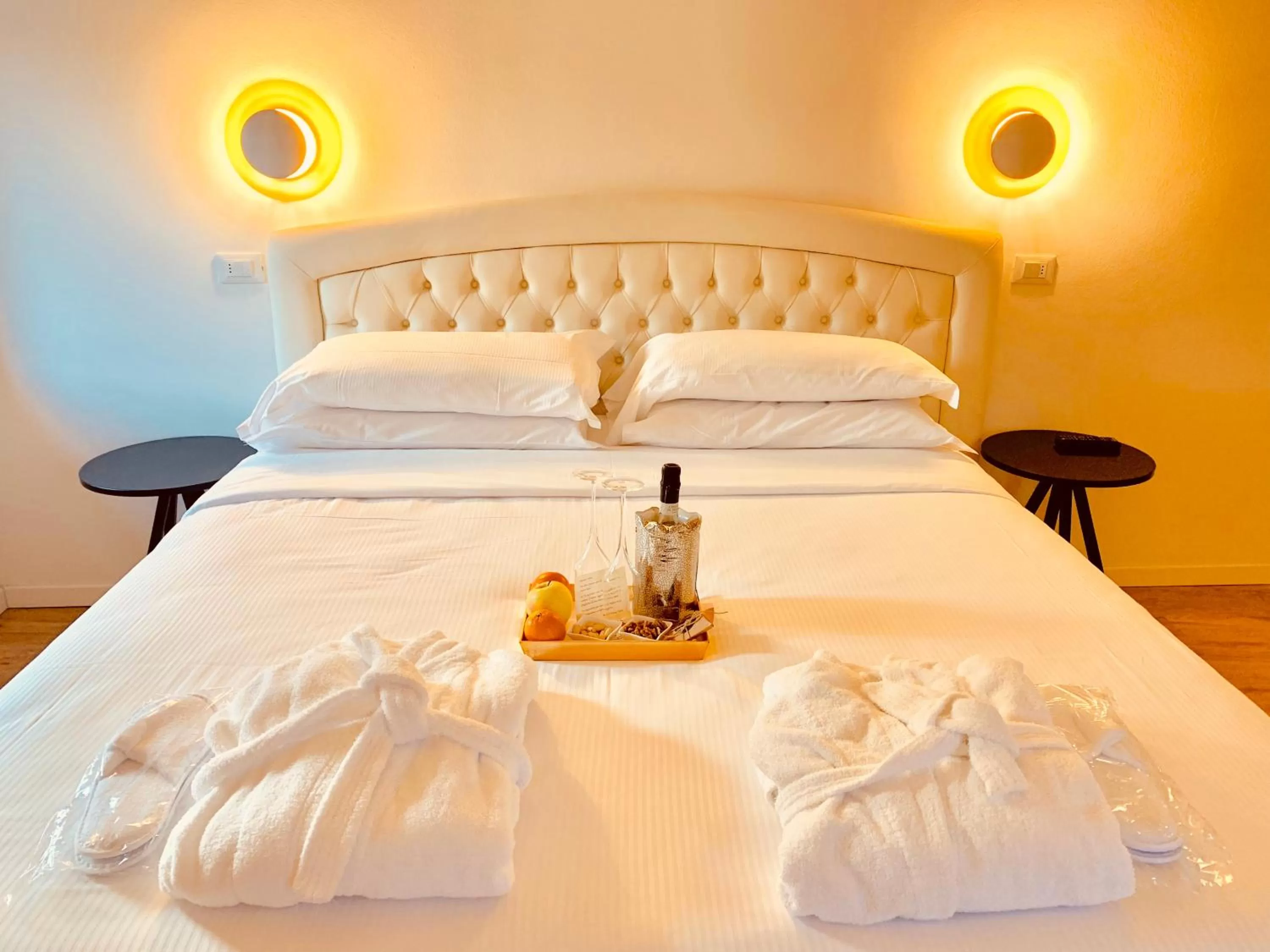 City view, Bed in Palazzo Otello 1847 Wellness & Spa