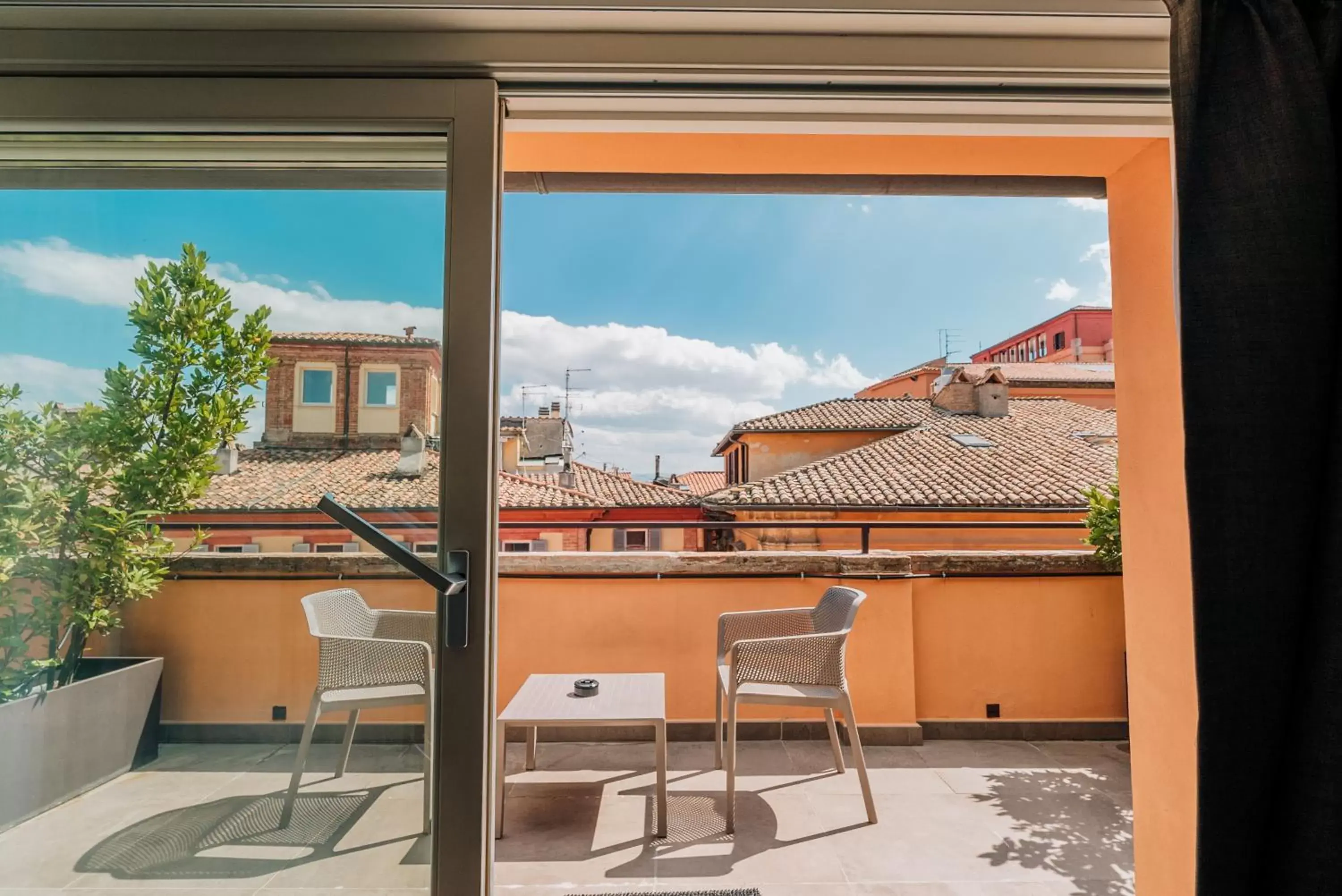 Property building, Balcony/Terrace in Locanda della Posta Boutique Hotel