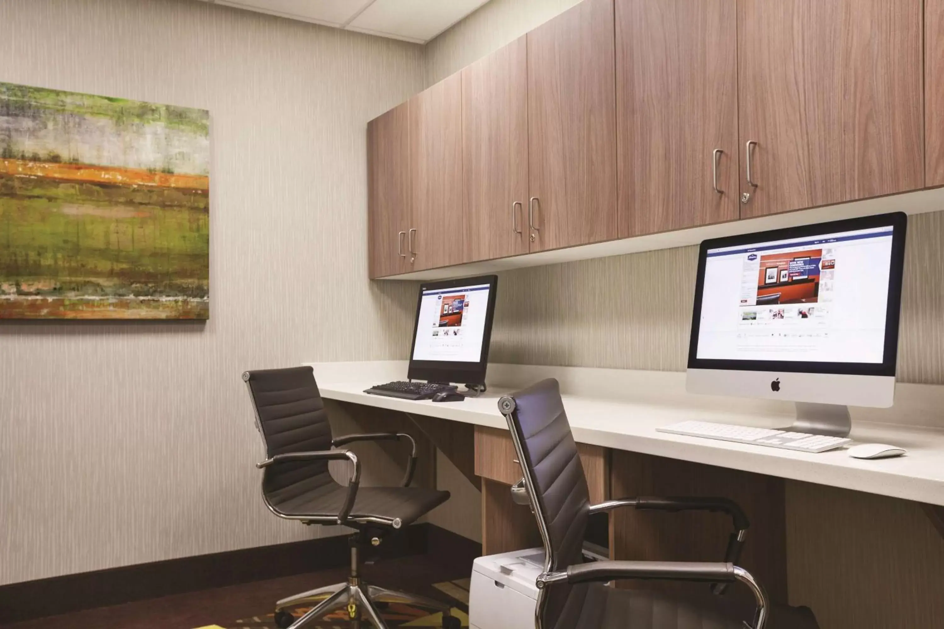 Business facilities, Business Area/Conference Room in Hampton Inn Brigham City