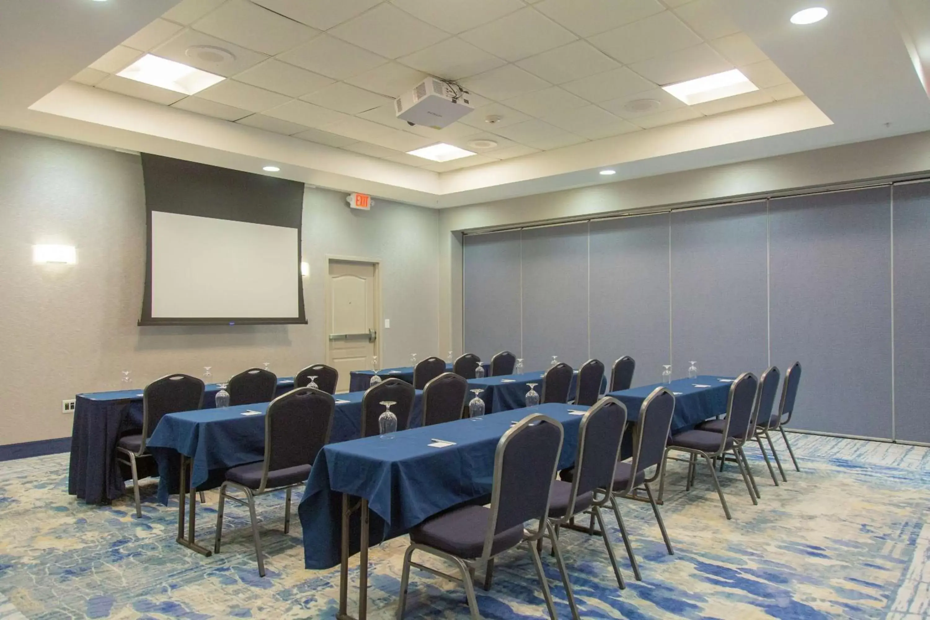 Meeting/conference room in Hilton Garden Inn Myrtle Beach/Coastal Grand Mall