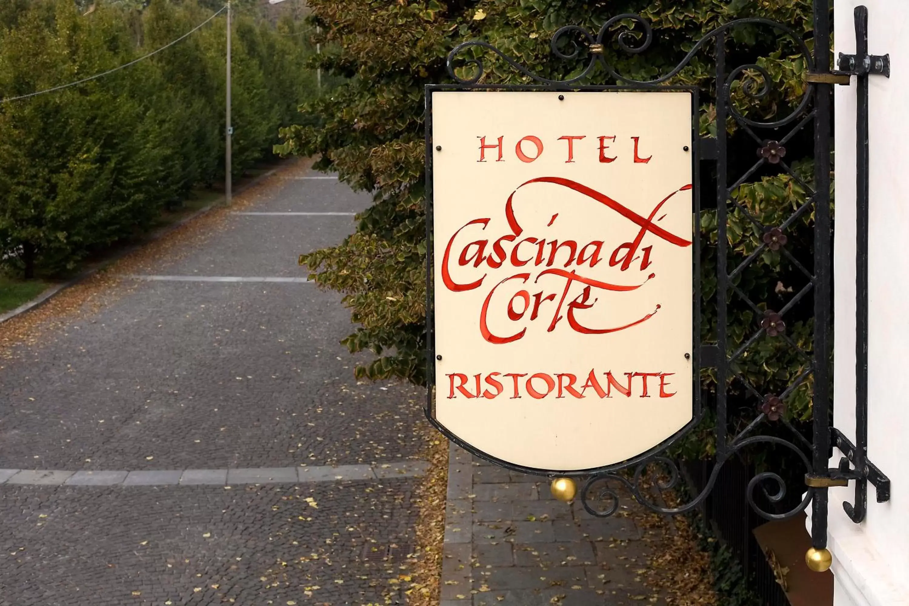 Facade/entrance, Property Logo/Sign in Hotel Cascina Di Corte