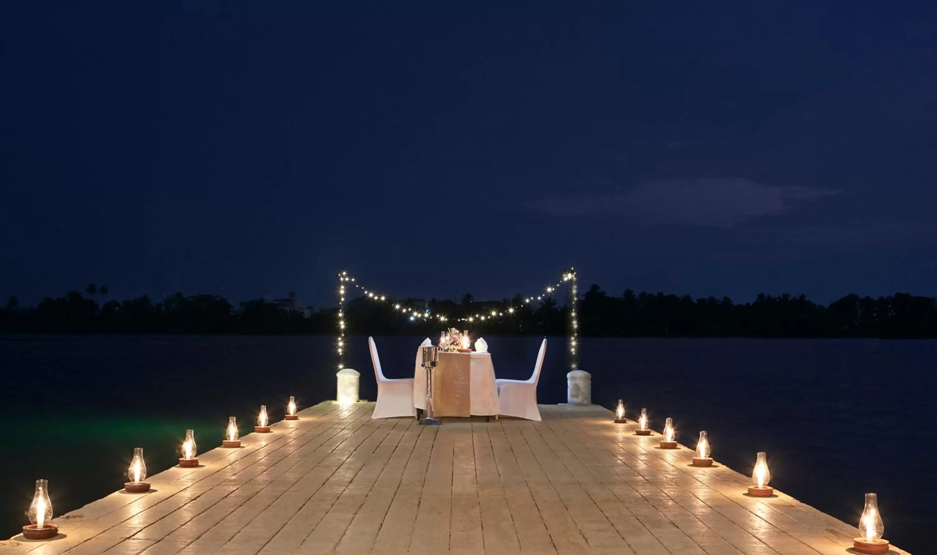 Restaurant/places to eat in Avani Kalutara Resort