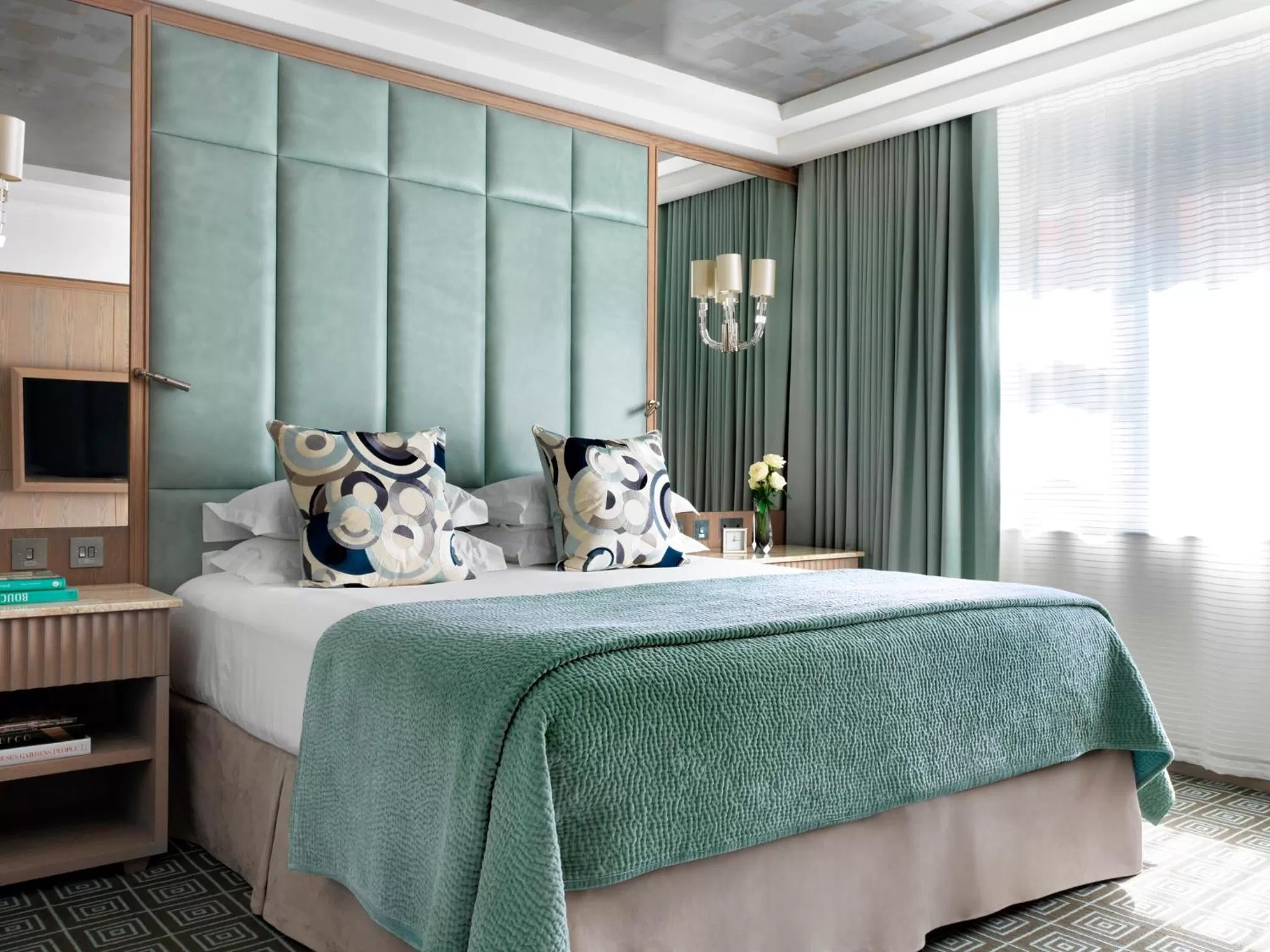 Bed in The Marylebone Hotel