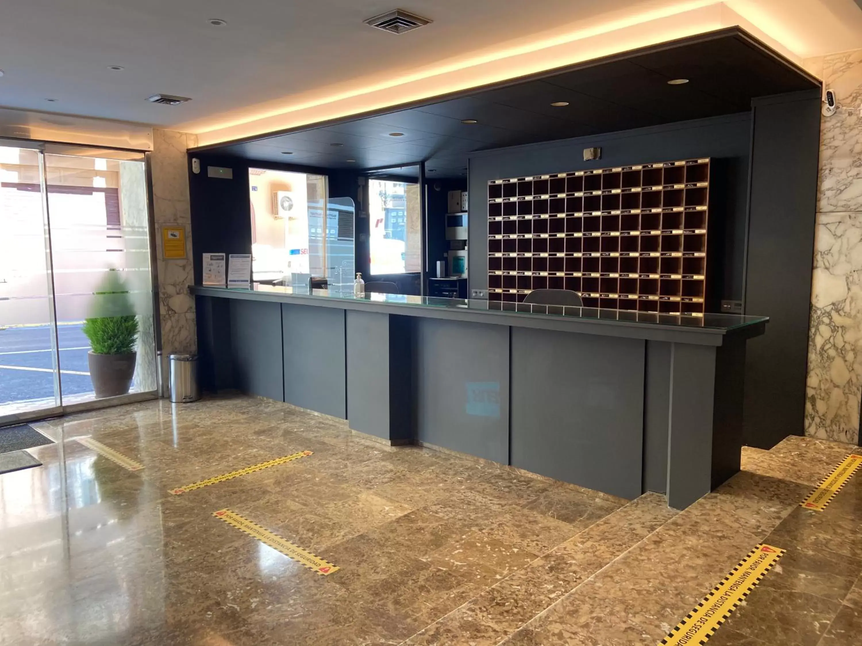 Lobby or reception in Hotel Leuka Lobby or reception in Hotel Leuka