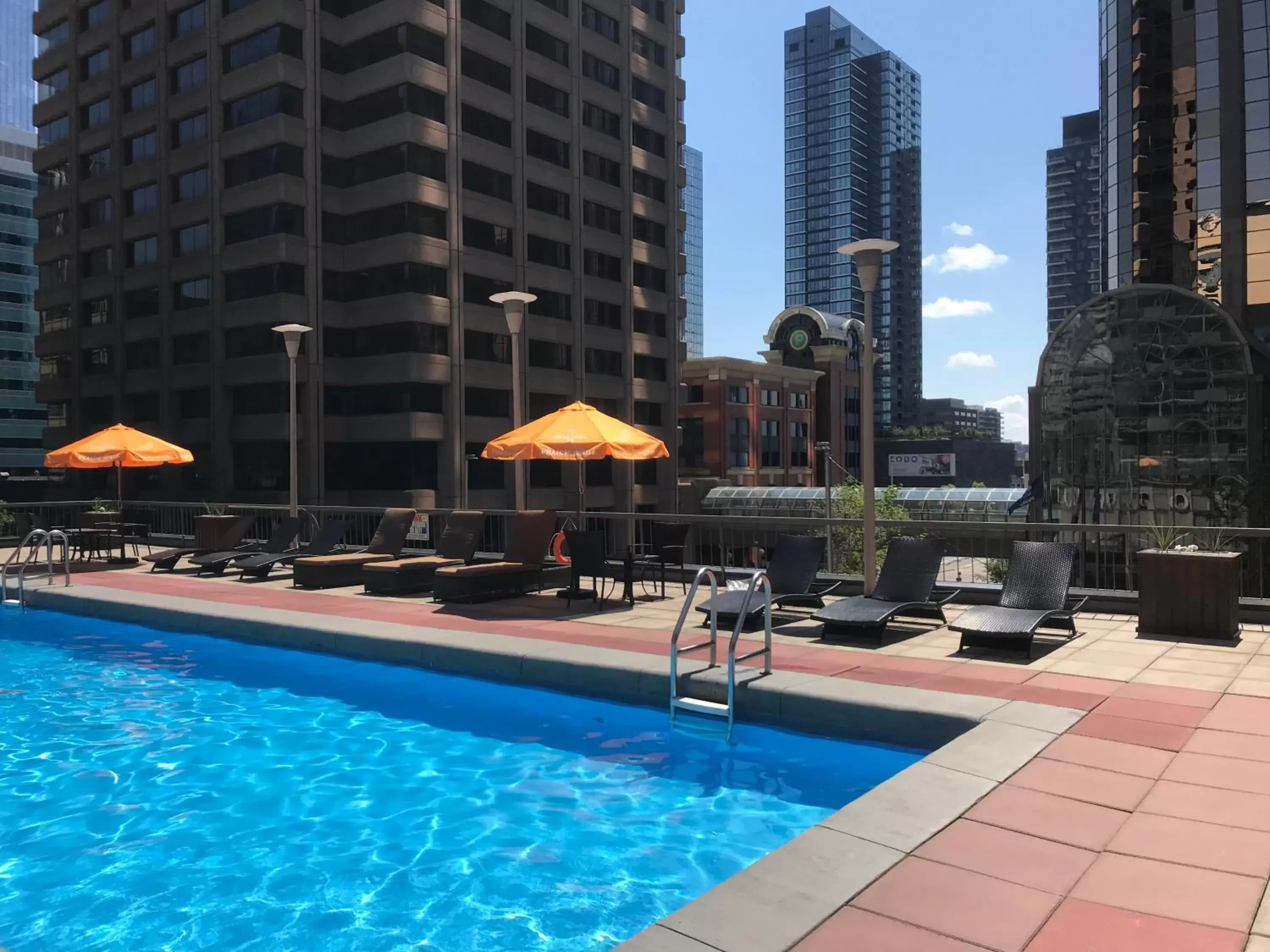 Swimming pool in Ramada Plaza by Wyndham Calgary Downtown Swimming pool in Ramada Plaza by Wyndham Calgary Downtown