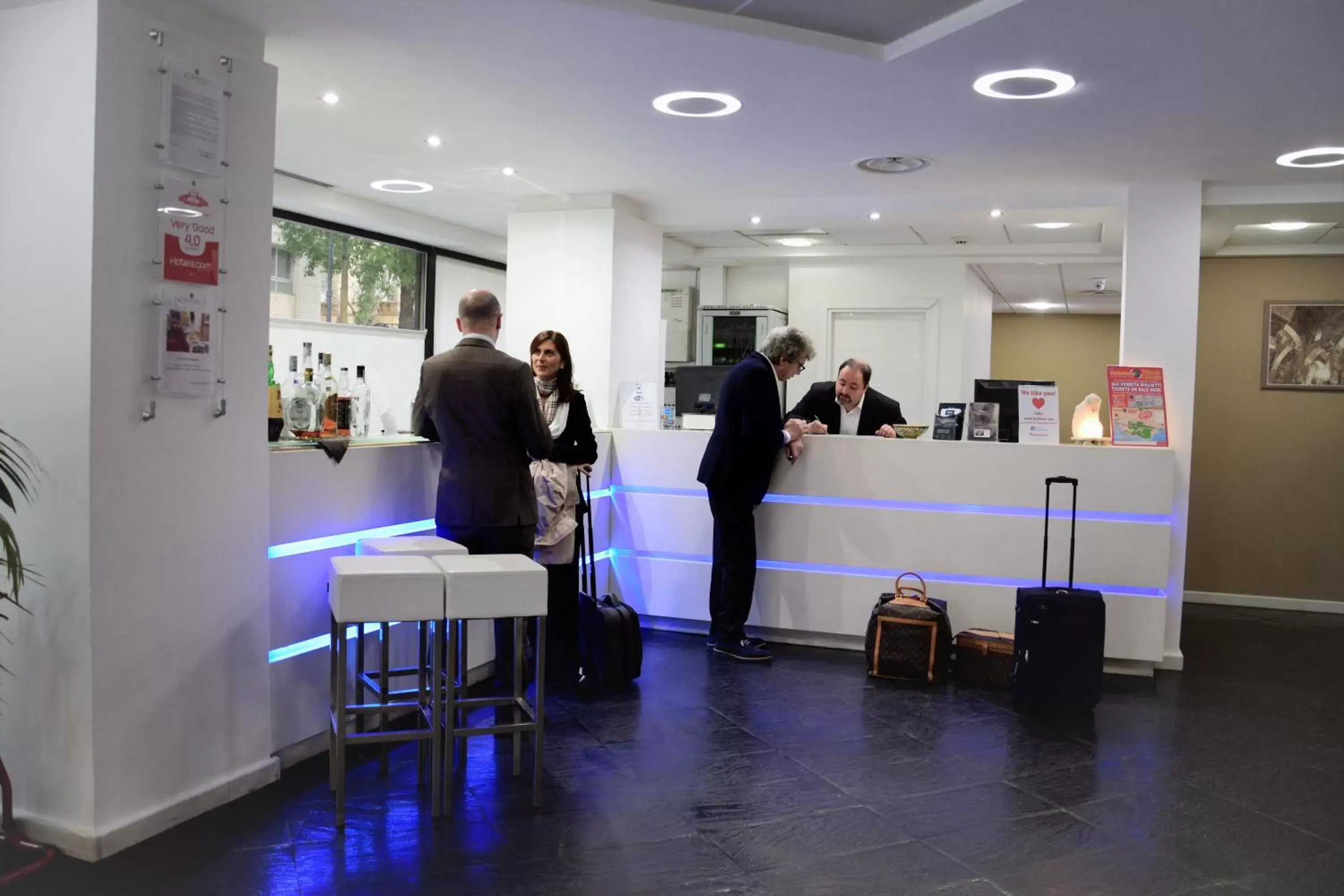 Lobby or reception in Ibis Styles Palermo Cristal