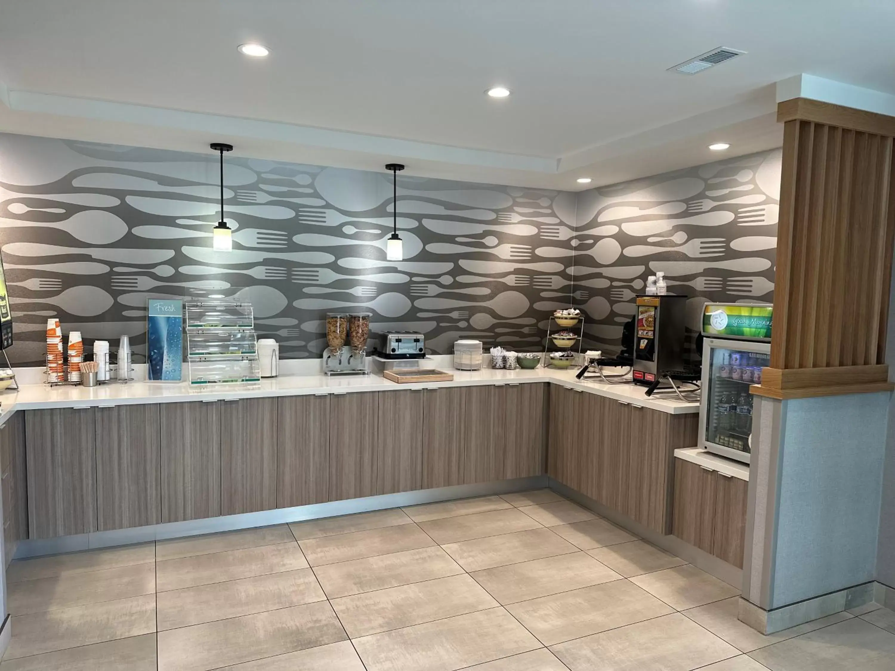 Breakfast in Quality Inn Near Chico State Breakfast in Quality Inn Near Chico State