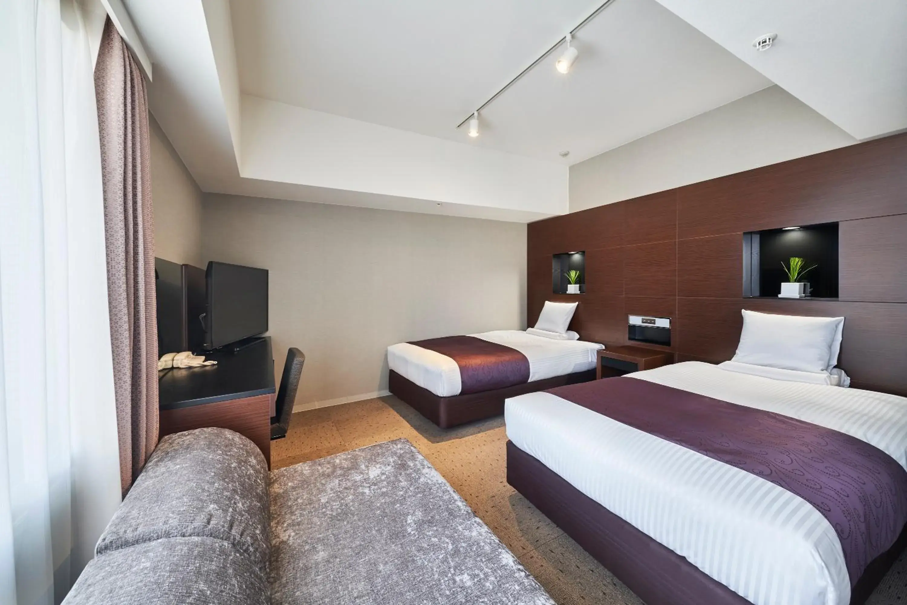 Photo of the whole room, Bed in HOTEL MYSTAYS Shimizu