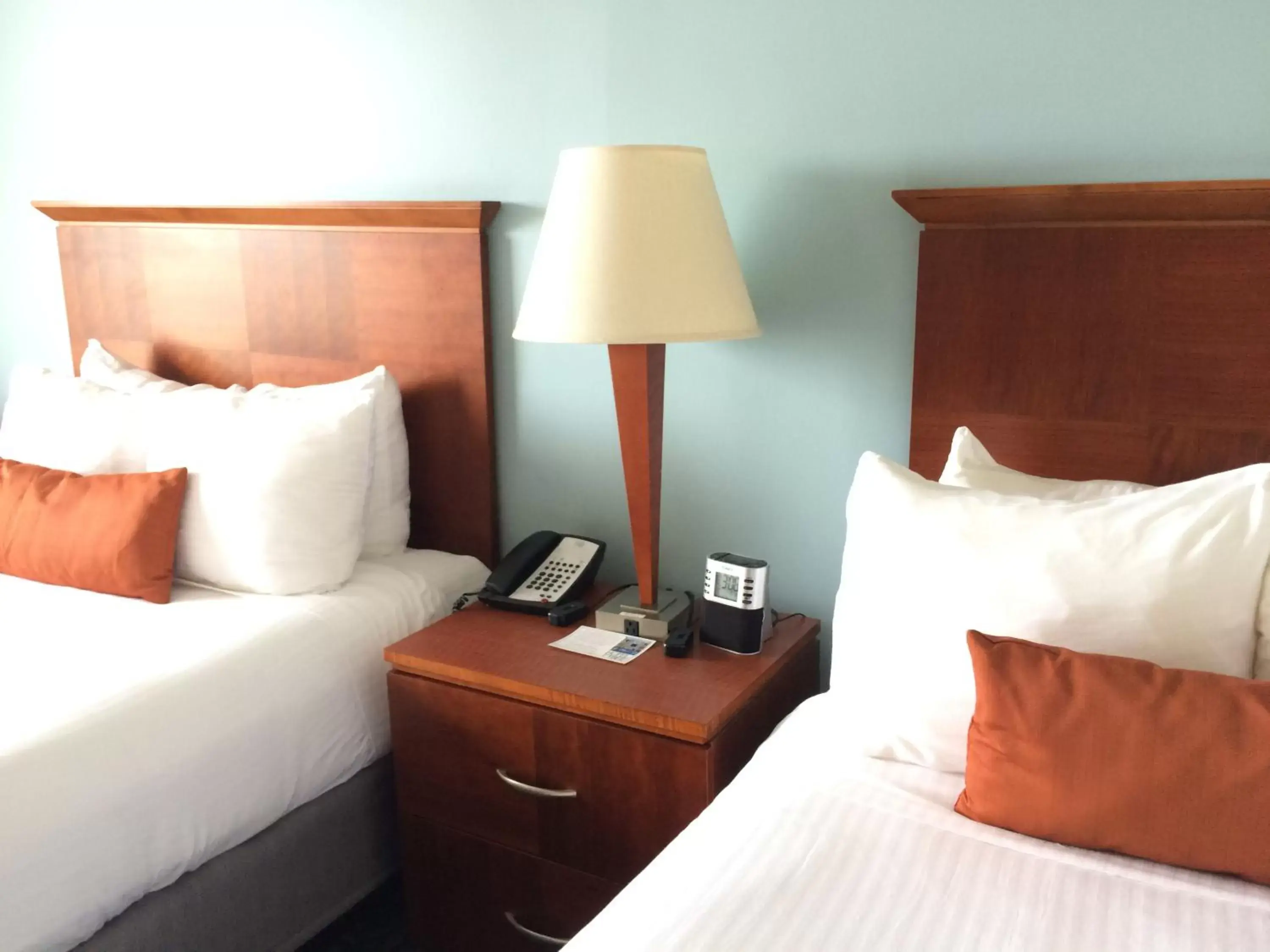 Bed, Room Photo in Hotel Tybee