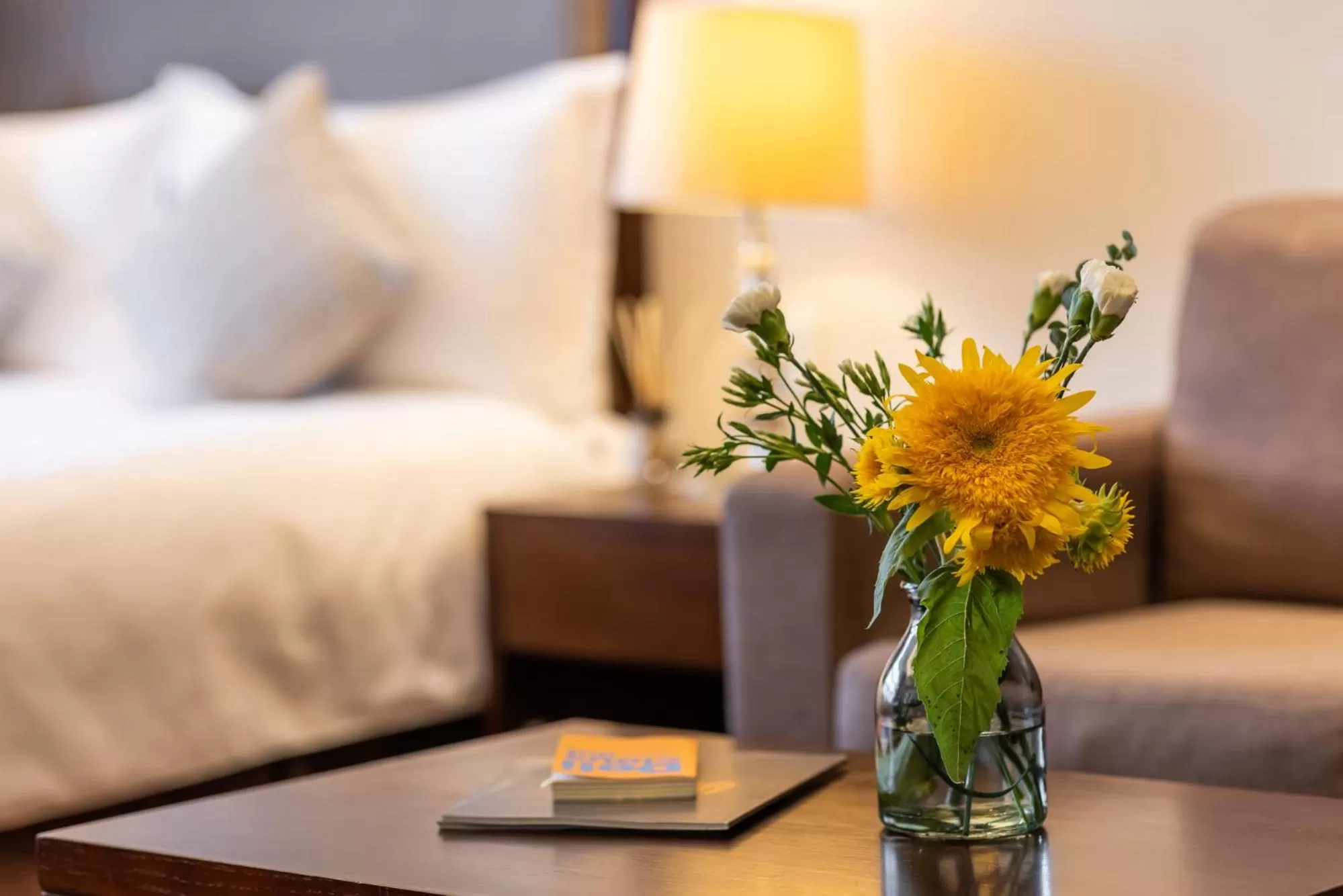 Photo of the whole room, Bed in Starr Hotel Shanghai (Shanghai Railway Station)