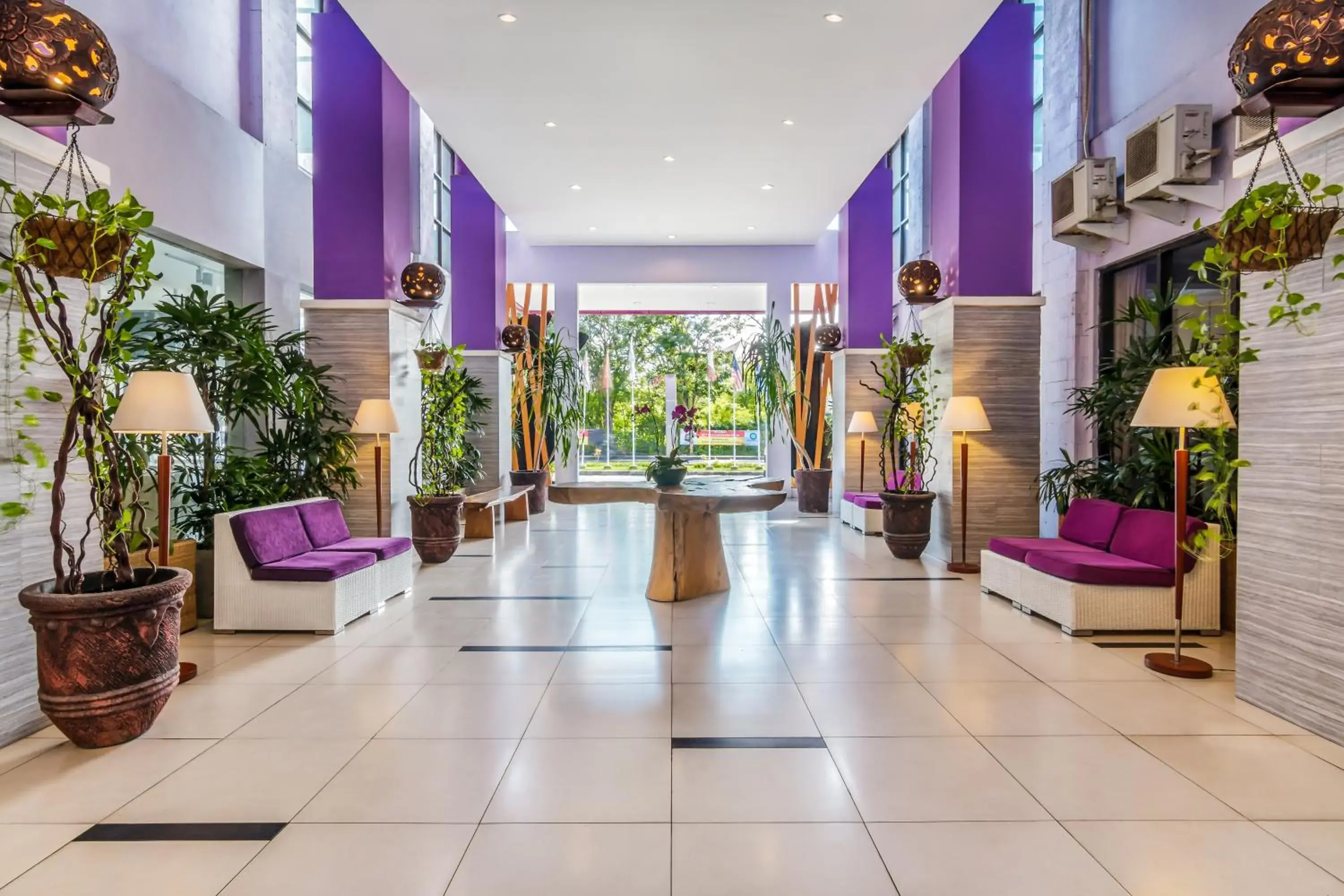 Fitness centre/facilities, Lobby/Reception in Kuta Central Park Hotel