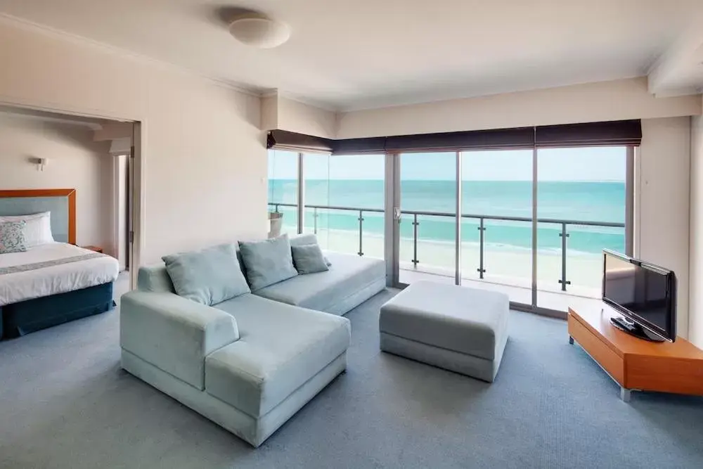 TV and multimedia, Sea View in Seashells Mandurah