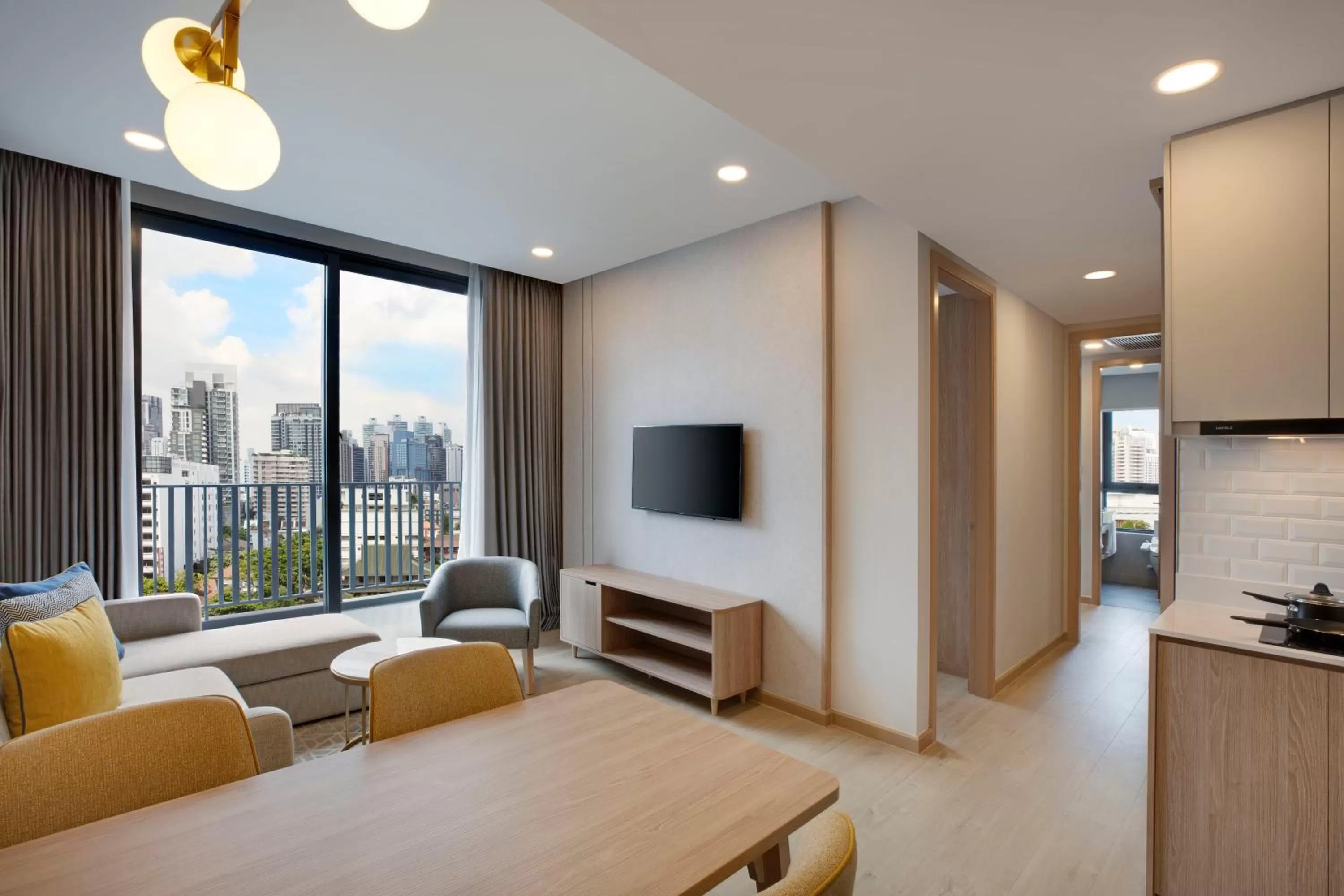 Living room in Staybridge Suites Bangkok Thonglor by IHG