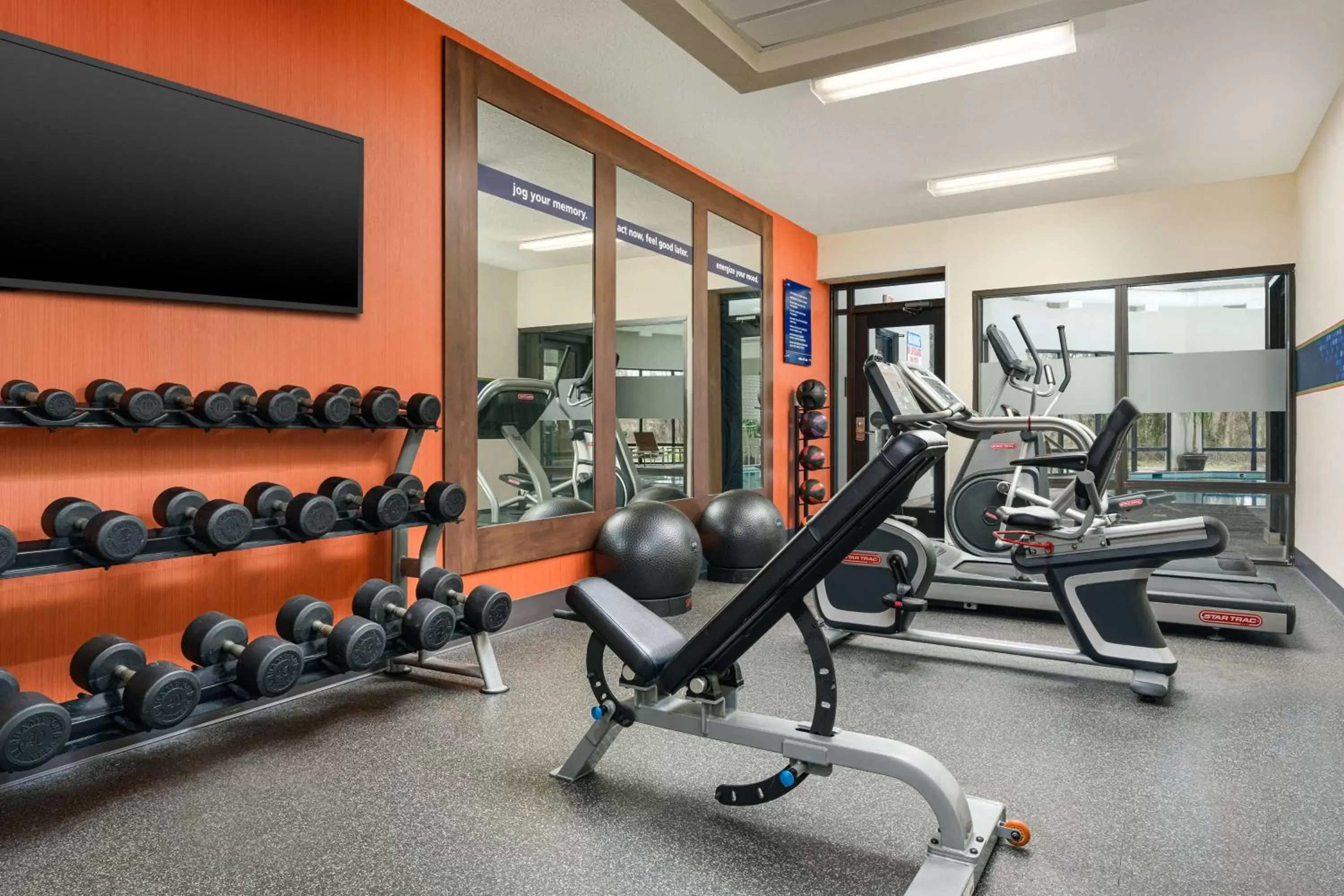 Fitness centre/facilities, Fitness Center/Facilities in Hampton Inn Oak Ridge Knoxville