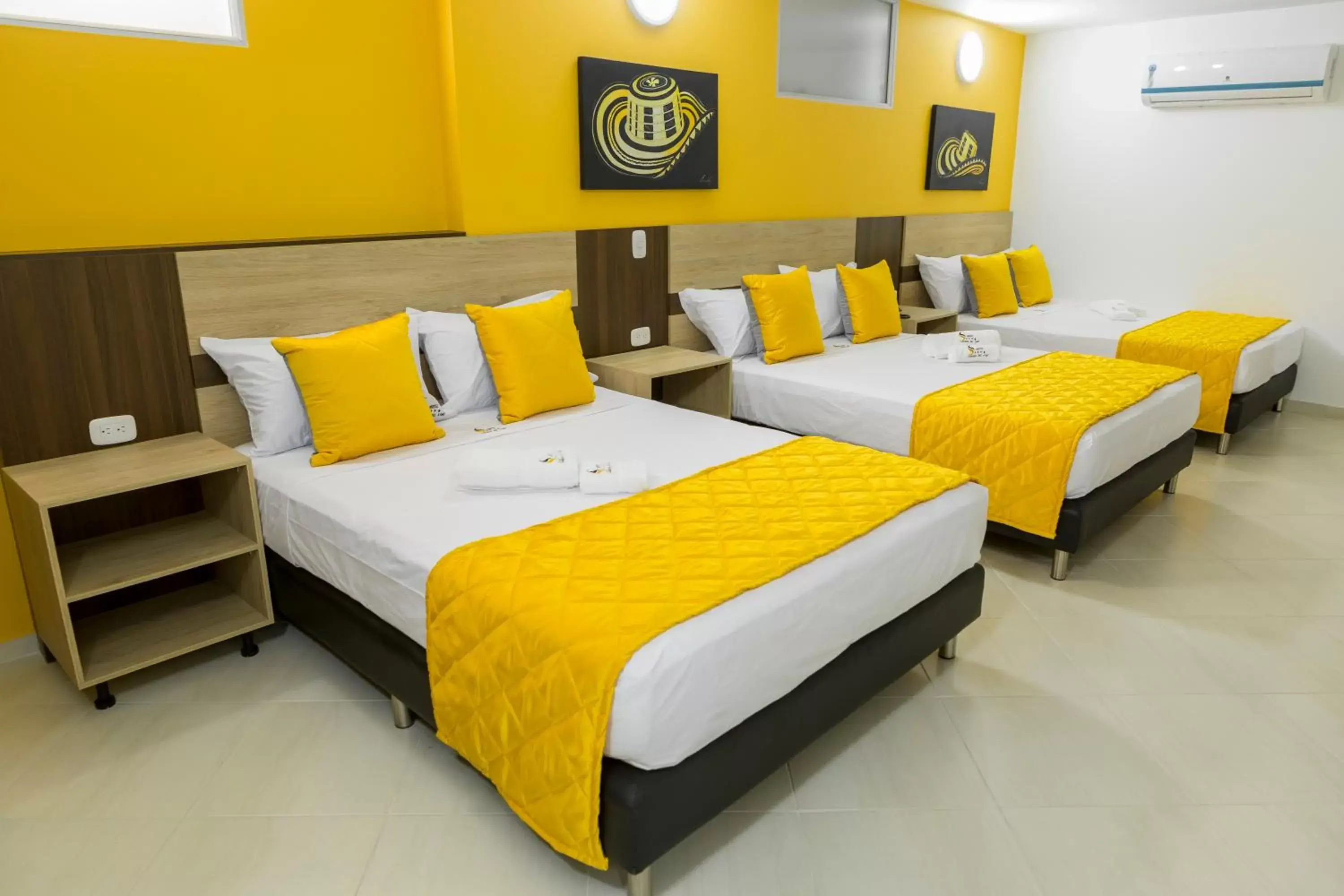 Quadruple Room with Private Bathroom in Hotel Sabana del Sinu Quadruple Room with Private Bathroom in Hotel Sabana del Sinu