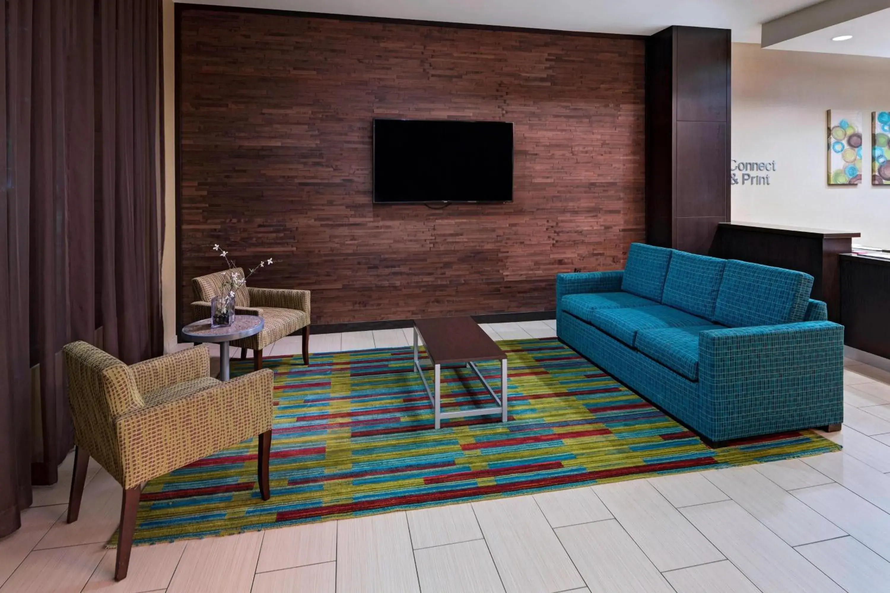 Lobby or reception, Seating Area in Fairfield Inn and Suites by Marriott Austin Northwest/Research Blvd
