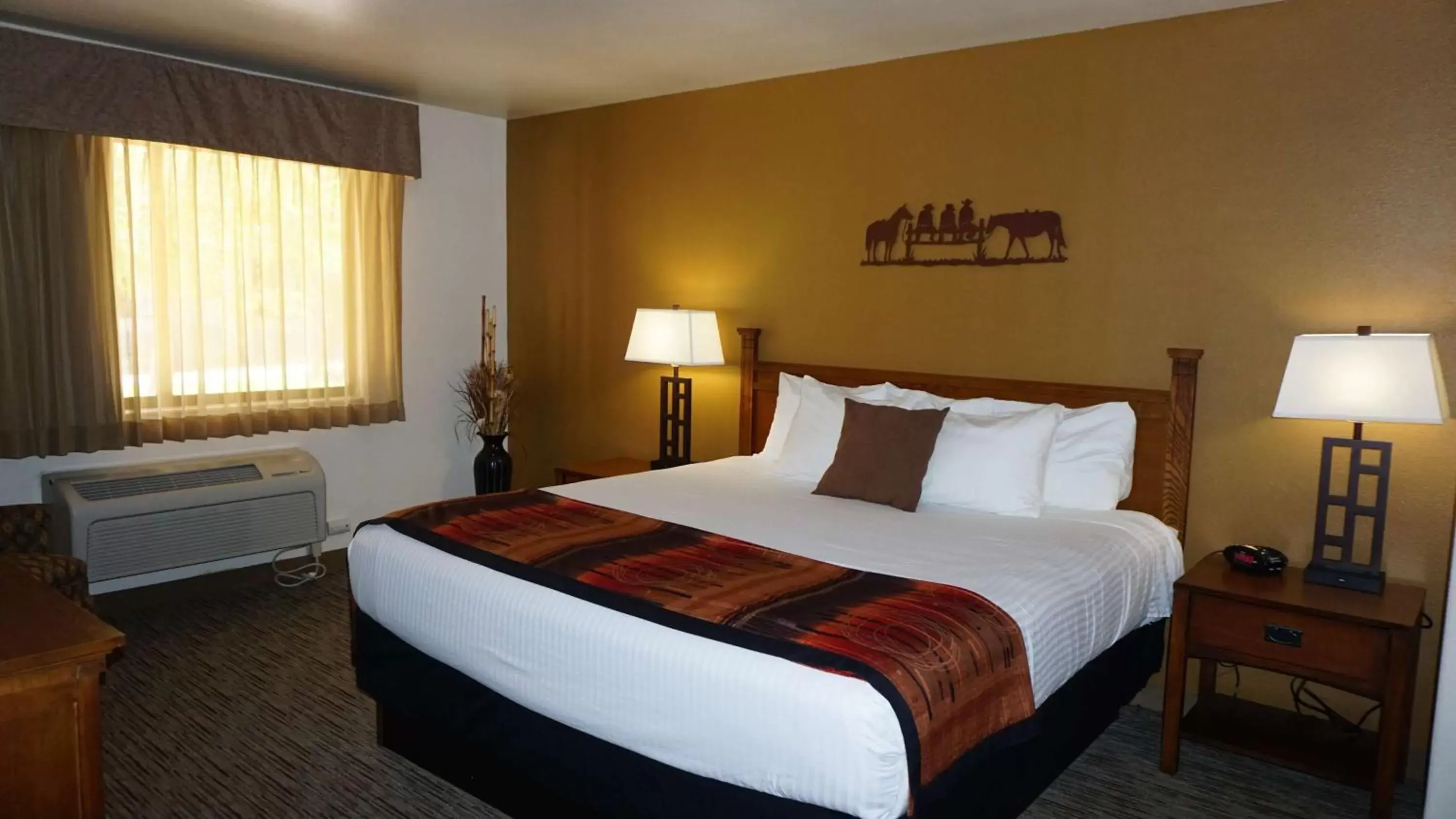 Photo of the whole room, Bed in Best Western Grande River Inn & Suites