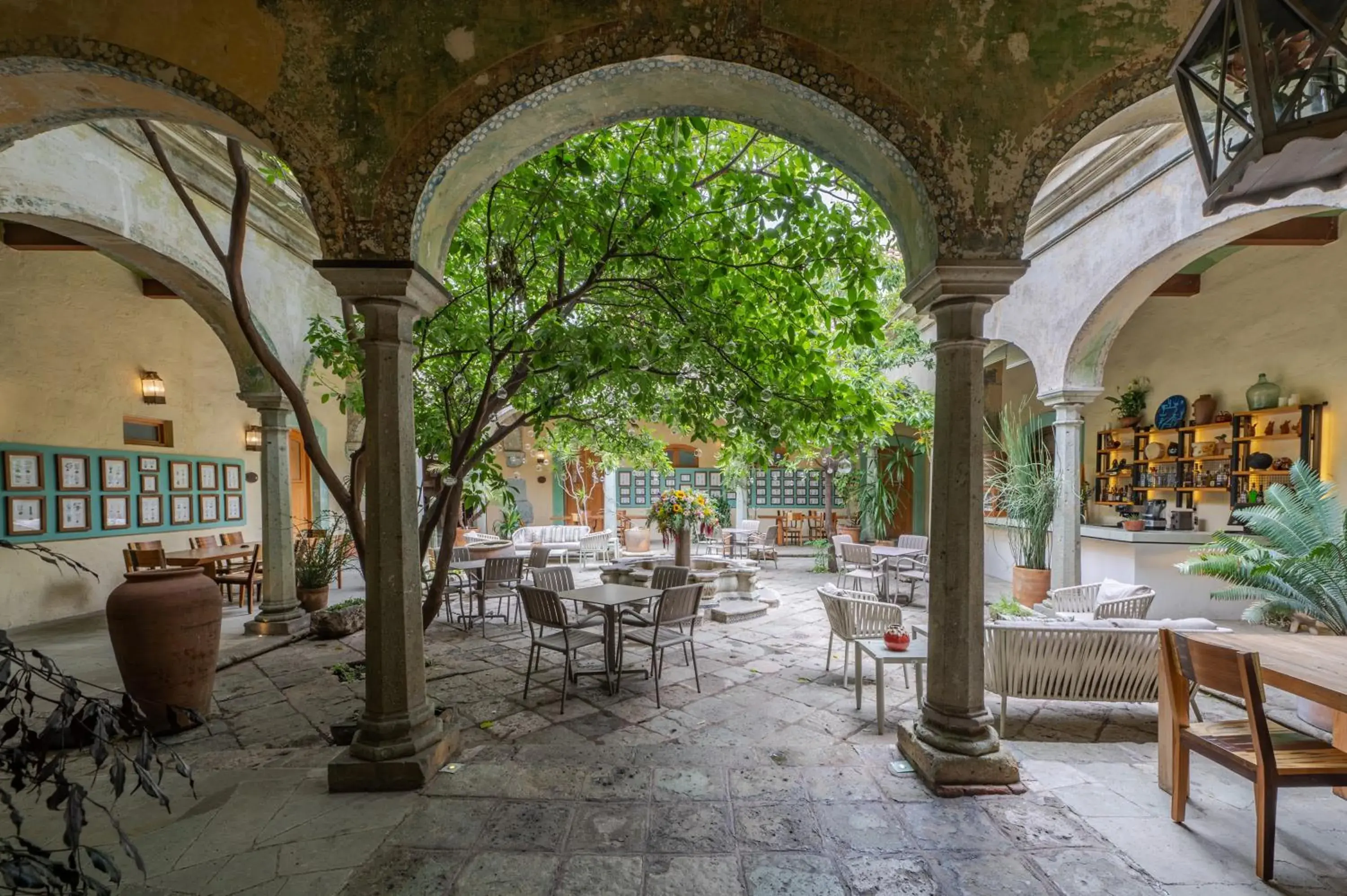 Patio, Restaurant/Places to Eat in Casa De Sierra Azul