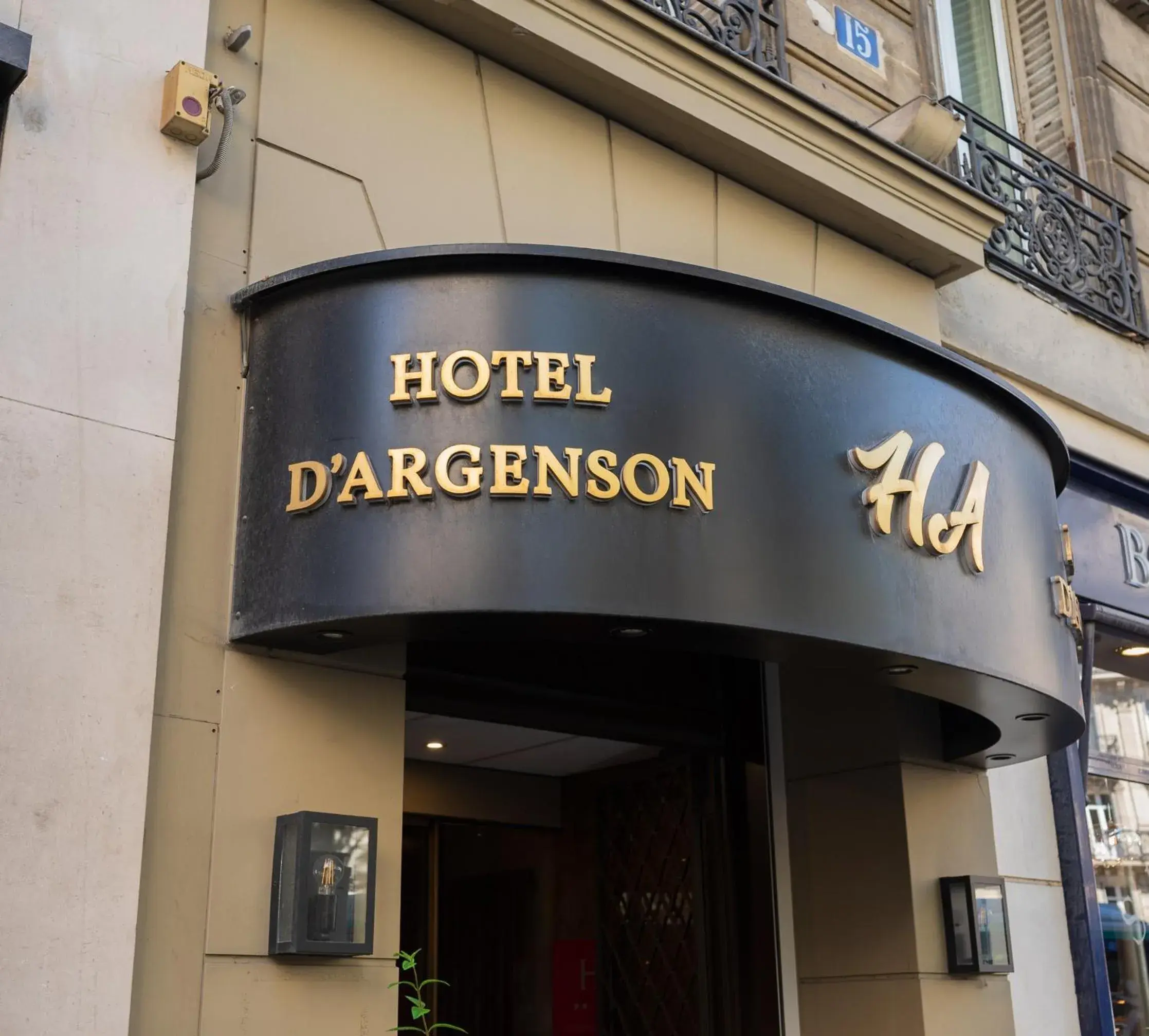 Facade/entrance in Hotel D'argenson