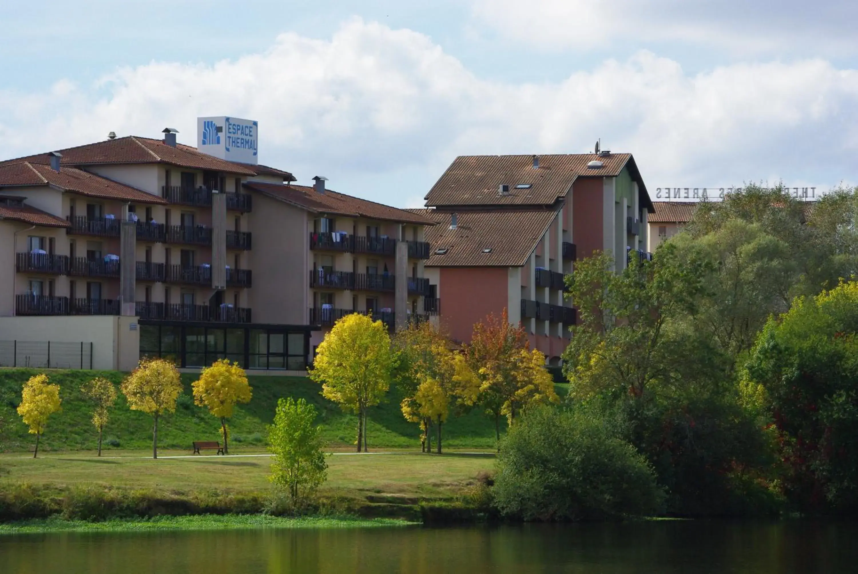 Lake view, Property Building in L'Espace Thermal